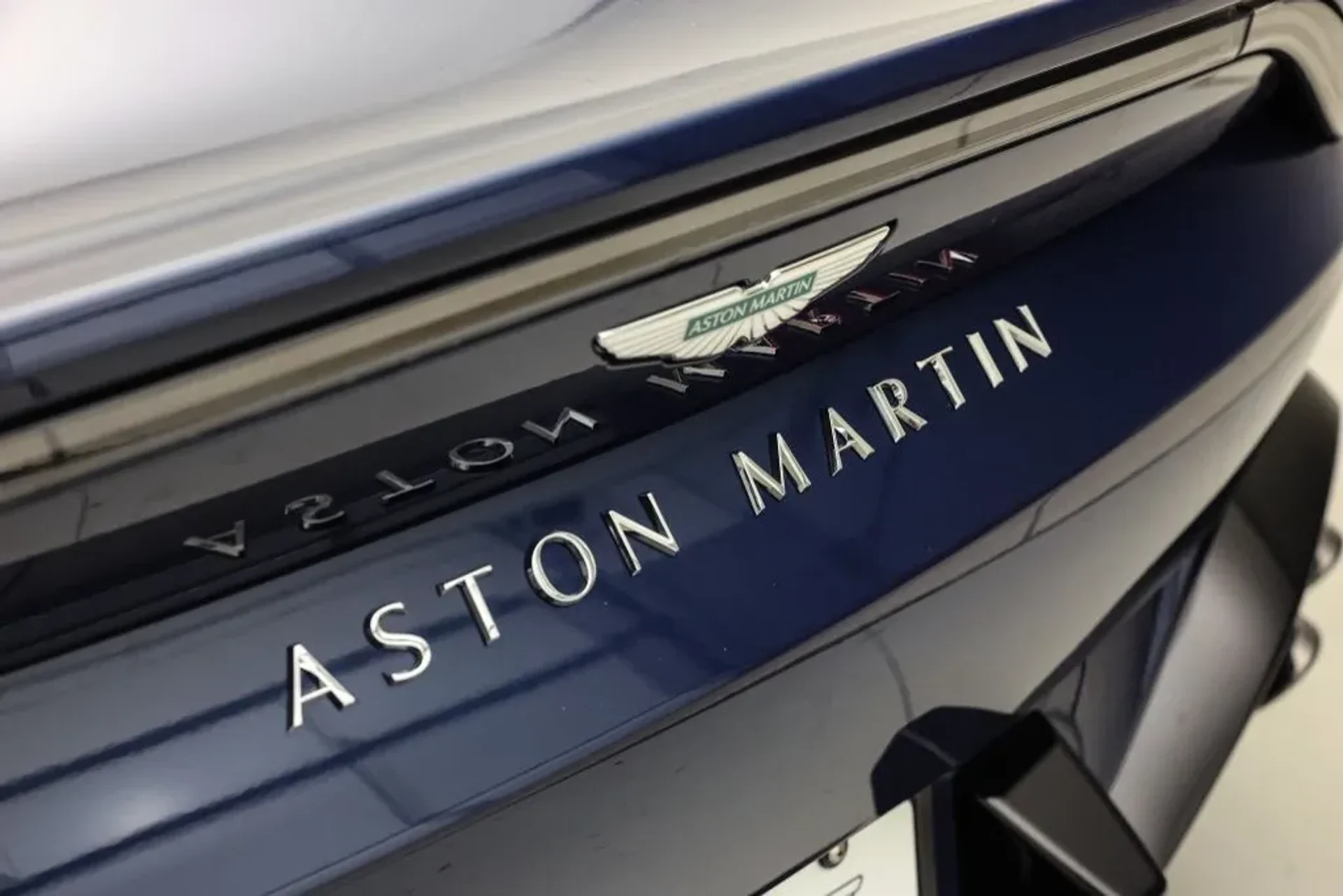 mph009_3458079422_4qdi4xptqgizumewmiext63bie1v_ce19f5ca64