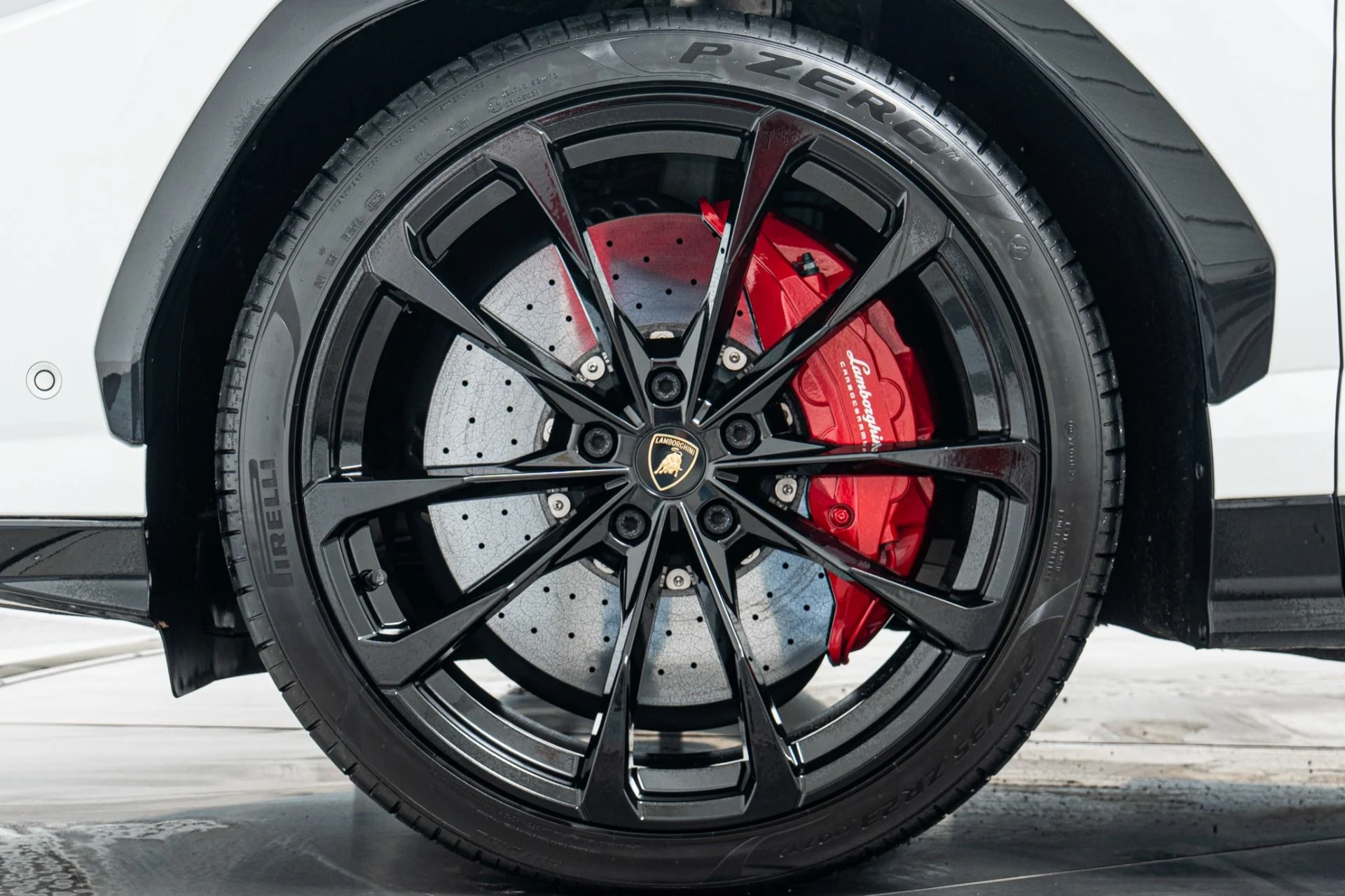 mph009_3459296244_Used_2021_Lamborghini_Urus_Bang_and_Olufsen_Audio_Two_Tone_Interior_641_Horsepower_1773860440_699307a8a9