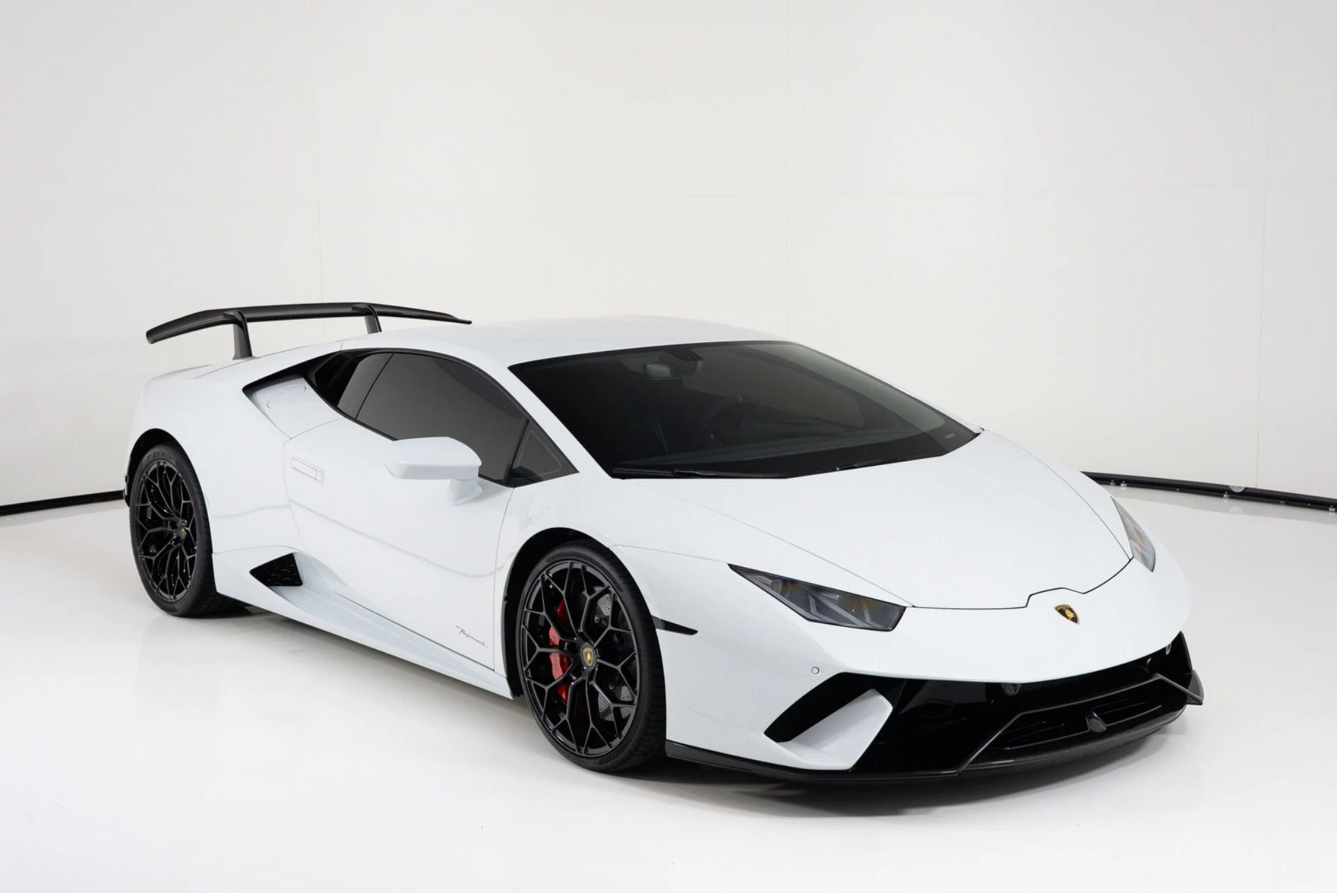 mph009_3466201278_Used_2018_Lamborghini_Huracan_Performante_1781123538_86d7ef9024
