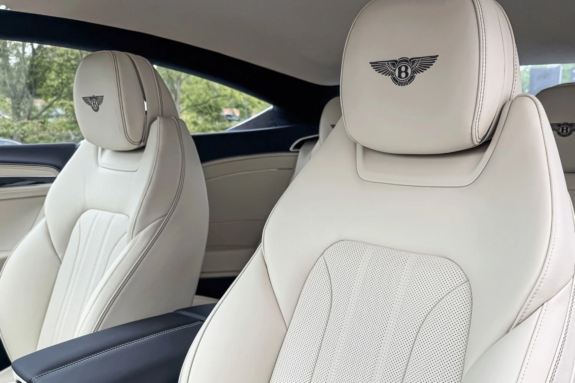 mph009_3469932038_New_2026_Bentley_Continental_GT_GT_1758109403_5437fa4520