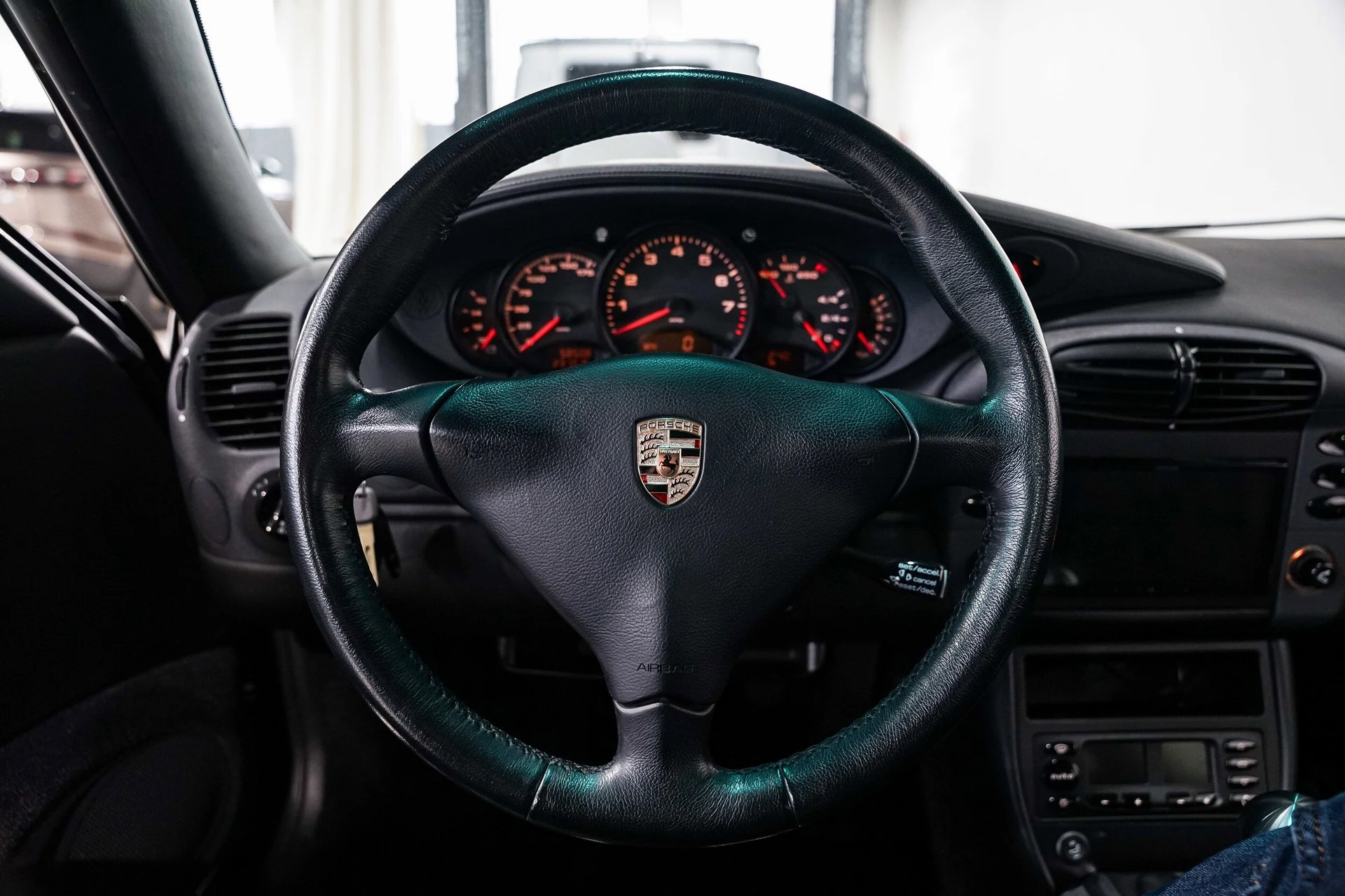 mph009_347295984_e4f547b6c77906ab8553c00af6c56e9cx_cd4729ec78