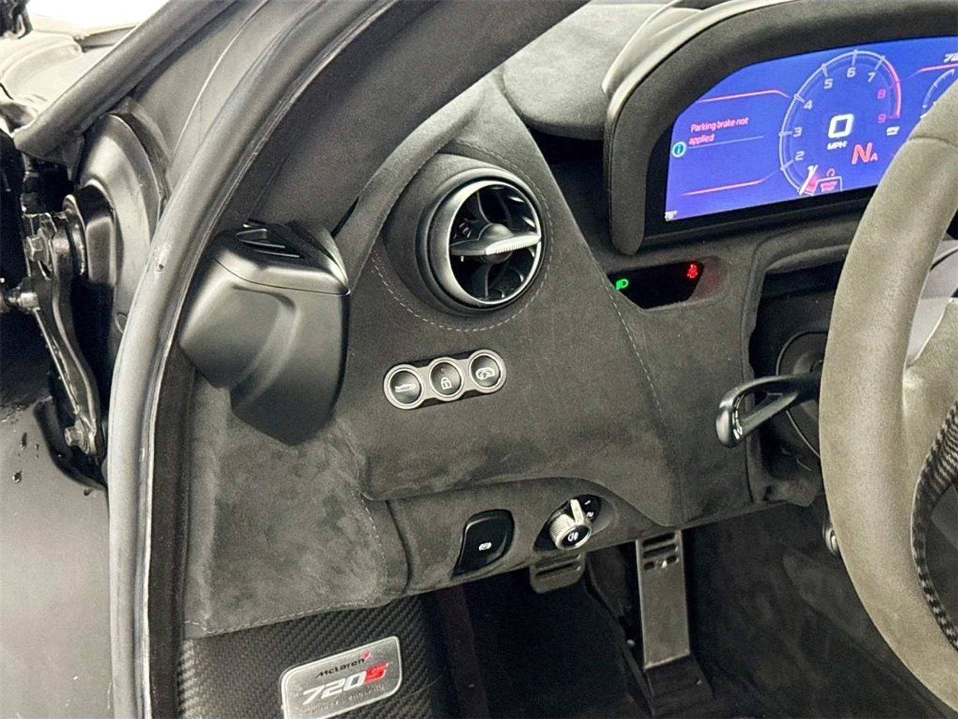 mph009_3476723834_4280b57d5adb1f4f784fd14b718ebeed_18d57dcd3f