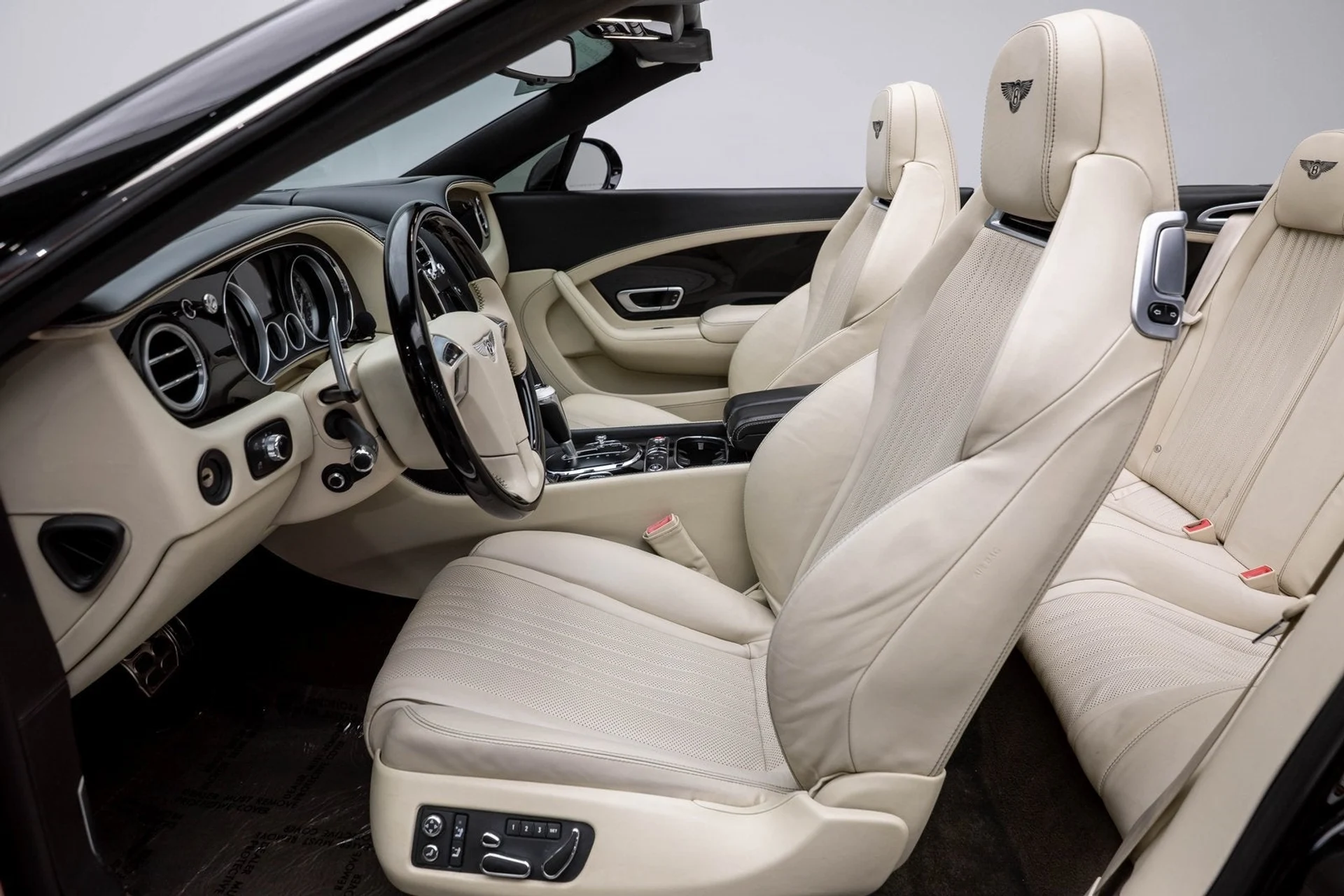 mph009_347740334_10_ff3e74bc08