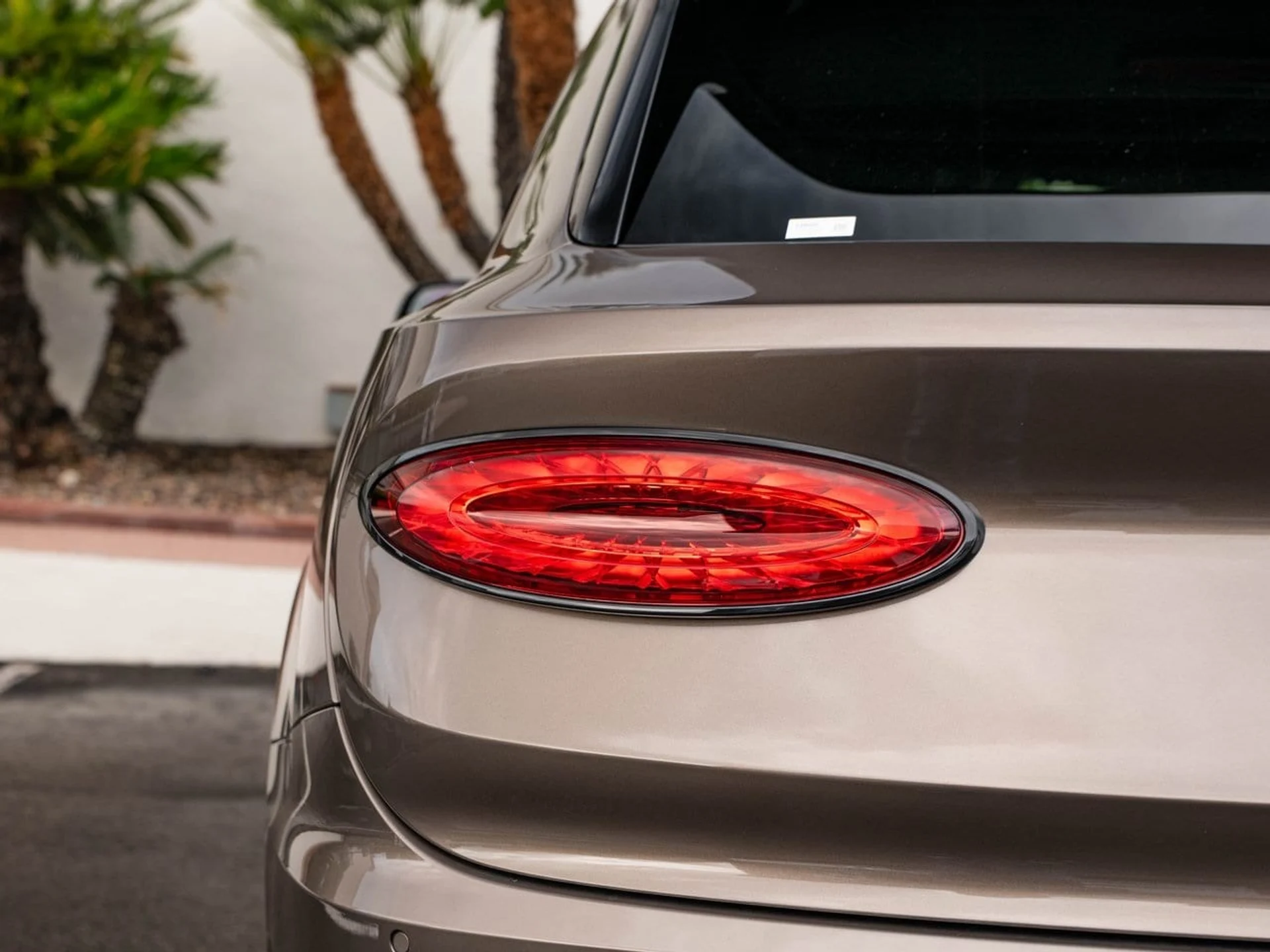 mph009_3478500048_563c304f0dc0f0c339f9cd74c82fe691x_adbc68e141