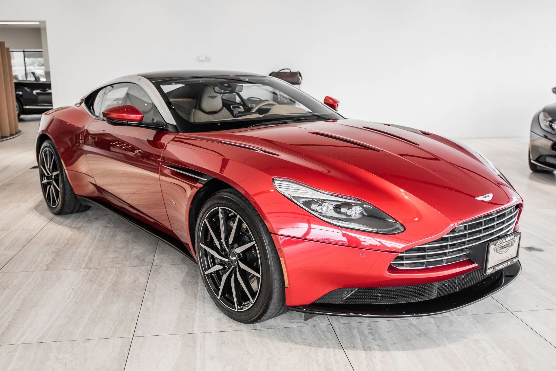 mph009_3481785582_Used_2017_Aston_Martin_DB_11_1595695545_54b88a878b