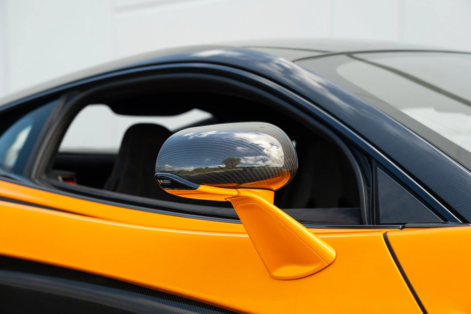 mph009_3487064660_Used_2019_Mc_Laren_600_LT_1772565538_306f1606cc