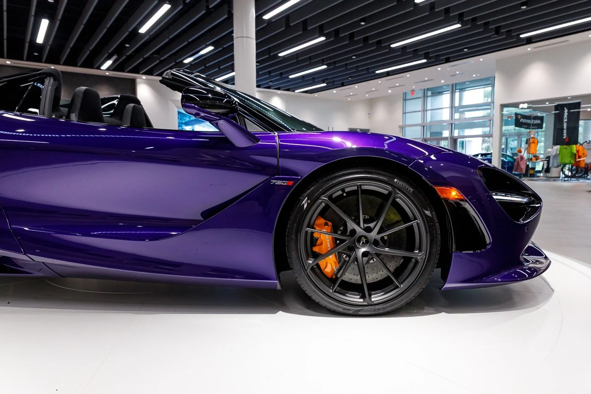 mph009_3489116159_627_p10_l_602ffcabc8