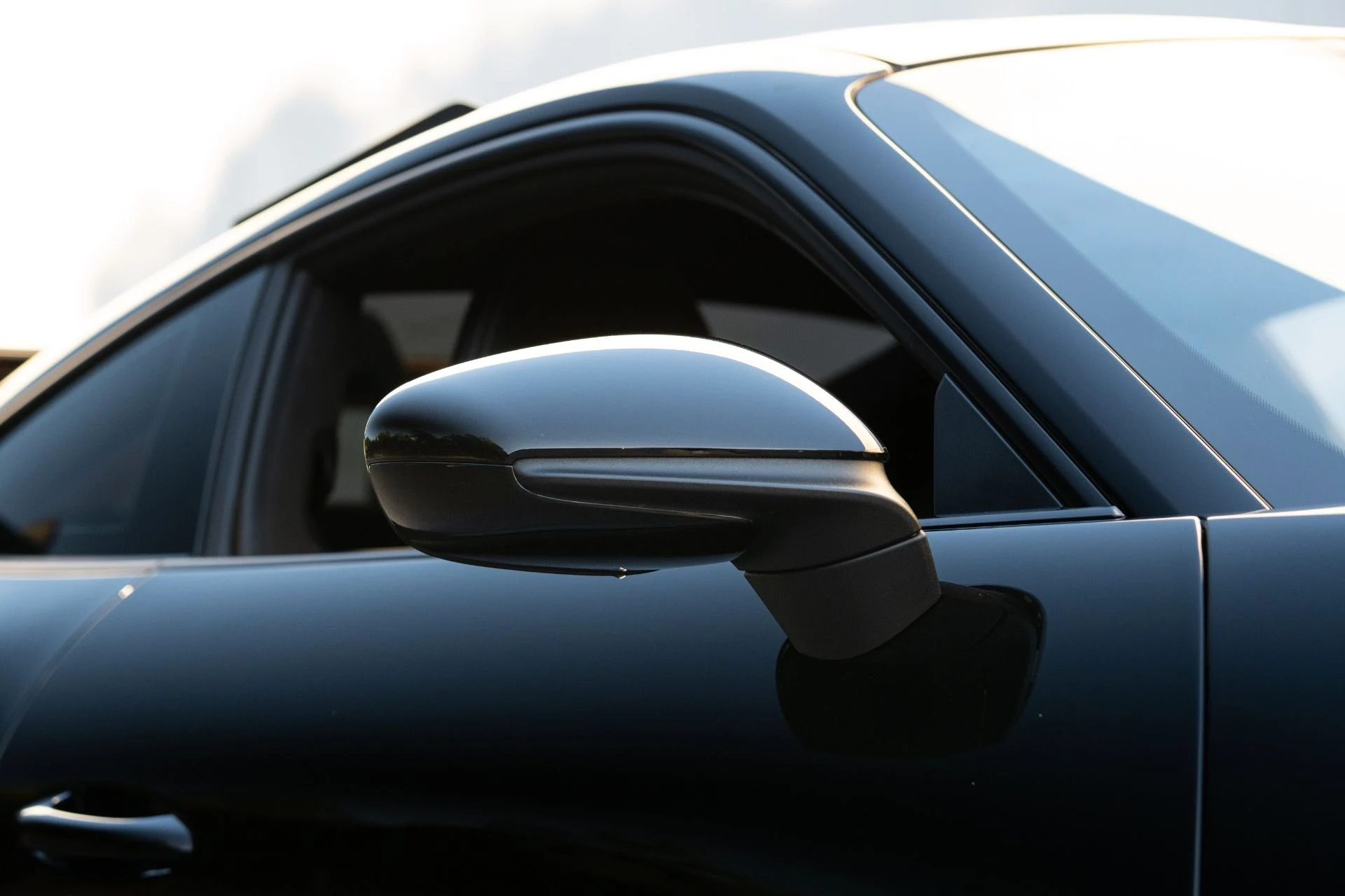 mph009_3490979058_Used_2025_Porsche_911_GT_3_RS_1770101342_3313cc0a88