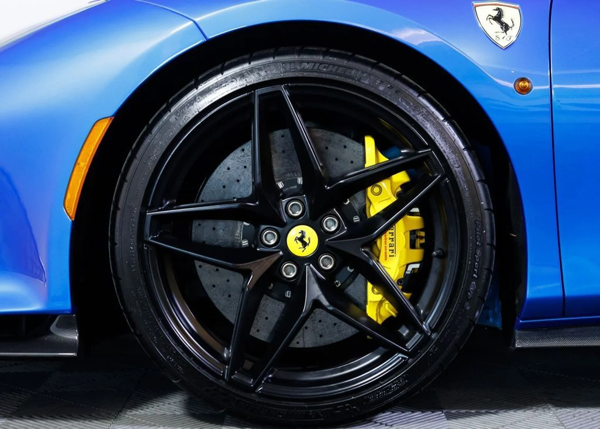 mph009_3492210540_f7dea9d233e2e1a2cf7d712e23e013c3_9b39b63ff3