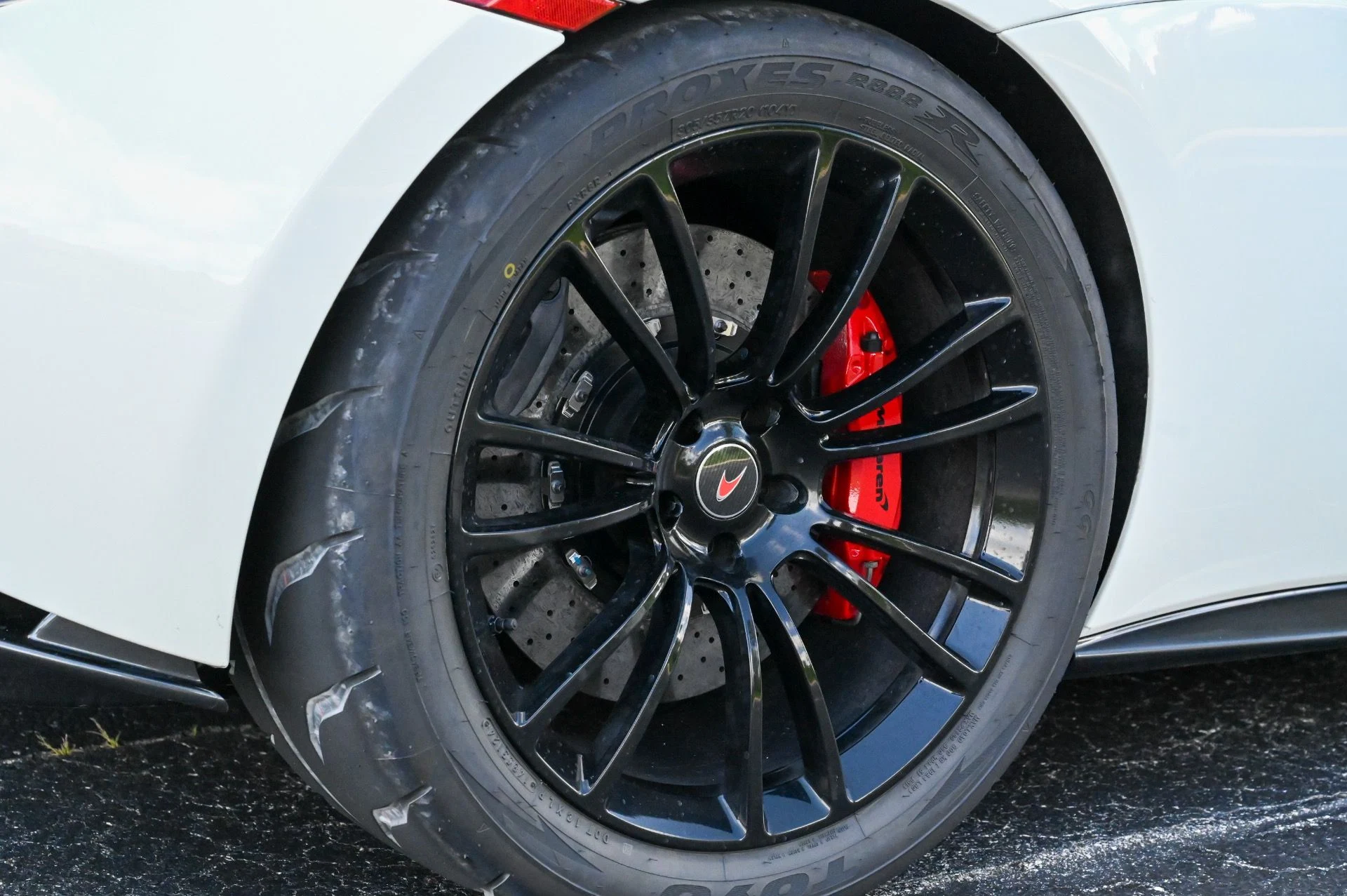 mph009_3492369787_Used_2017_Mc_Laren_570_S_1746719581_ea87dbd8bc