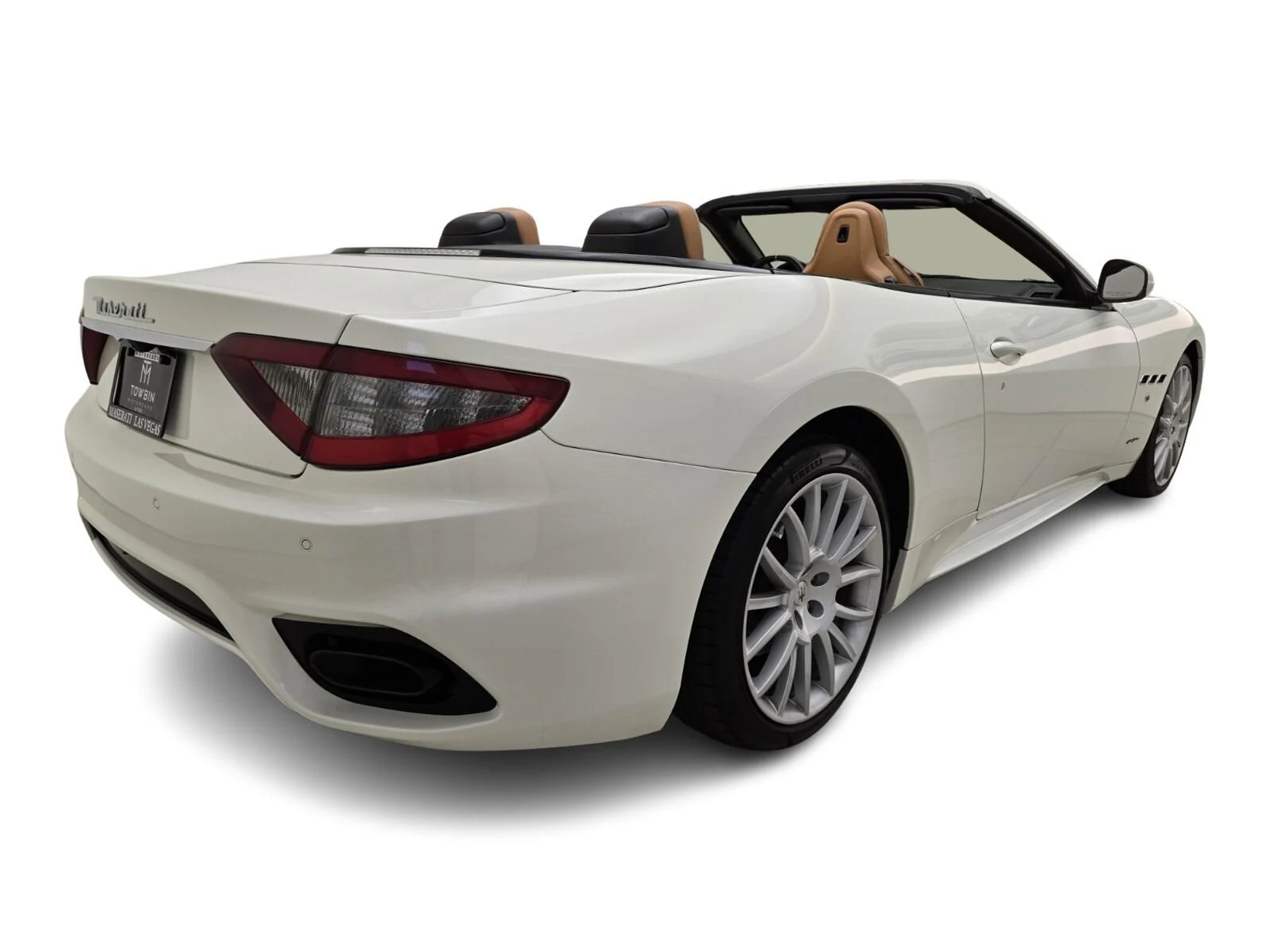 mph009_3496384064_Used_2018_Maserati_Gran_Turismo_Sport_1759820237_4e93368d49