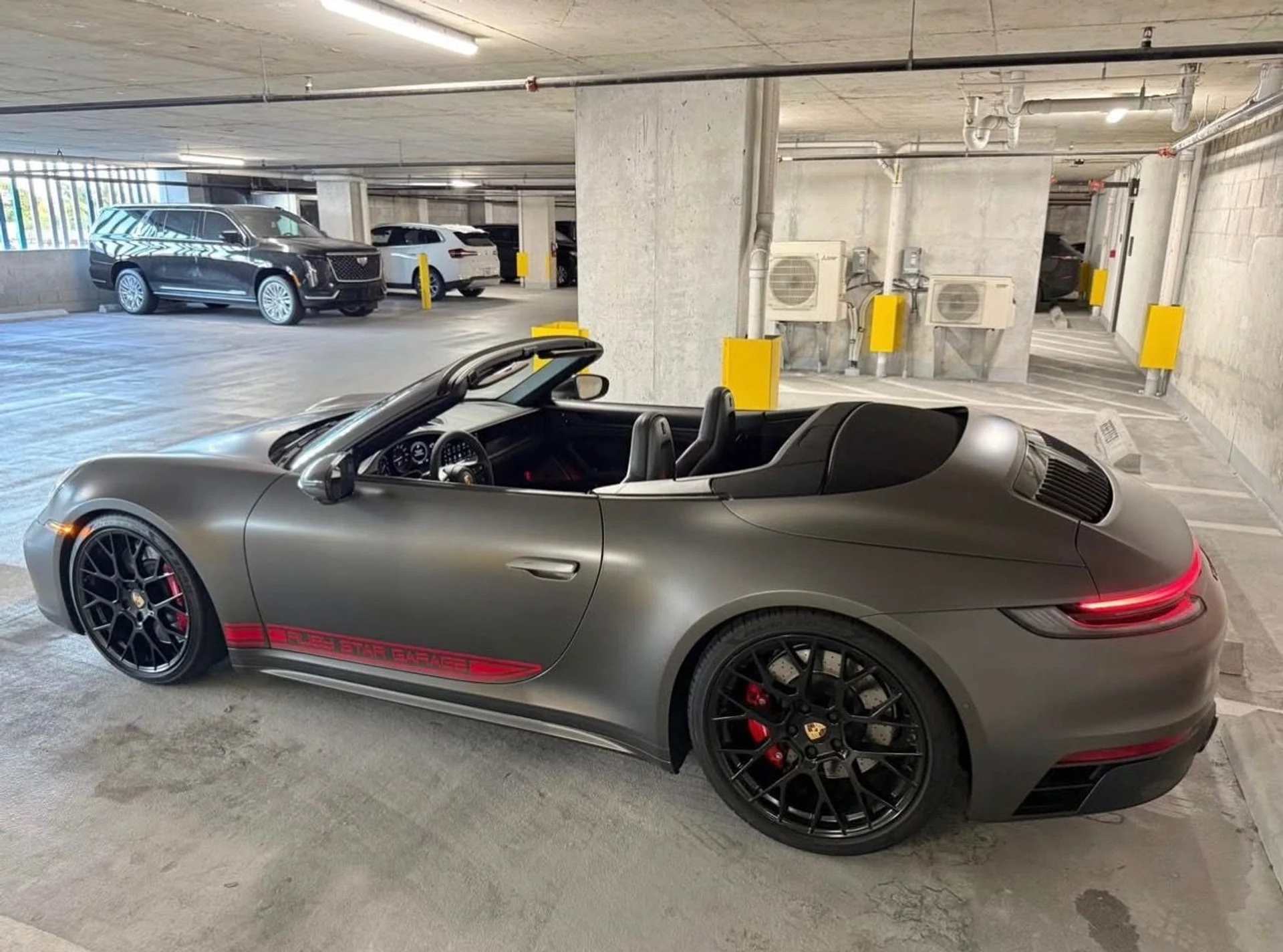 mph009_3503538786_Used_2022_Porsche_911_Carrera_GTS_1766094344_d2ffd7fddd