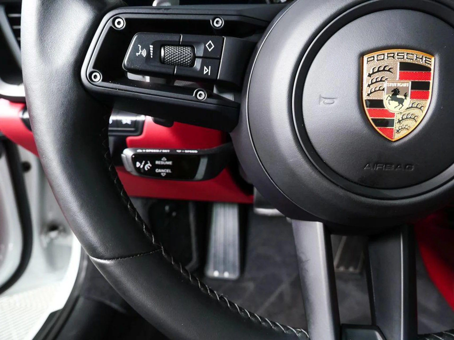 mph009_350837230_v_PON_9d18_Thg_NX_Dsa_Ei4363_I_Bm_M4_1ad15059ad