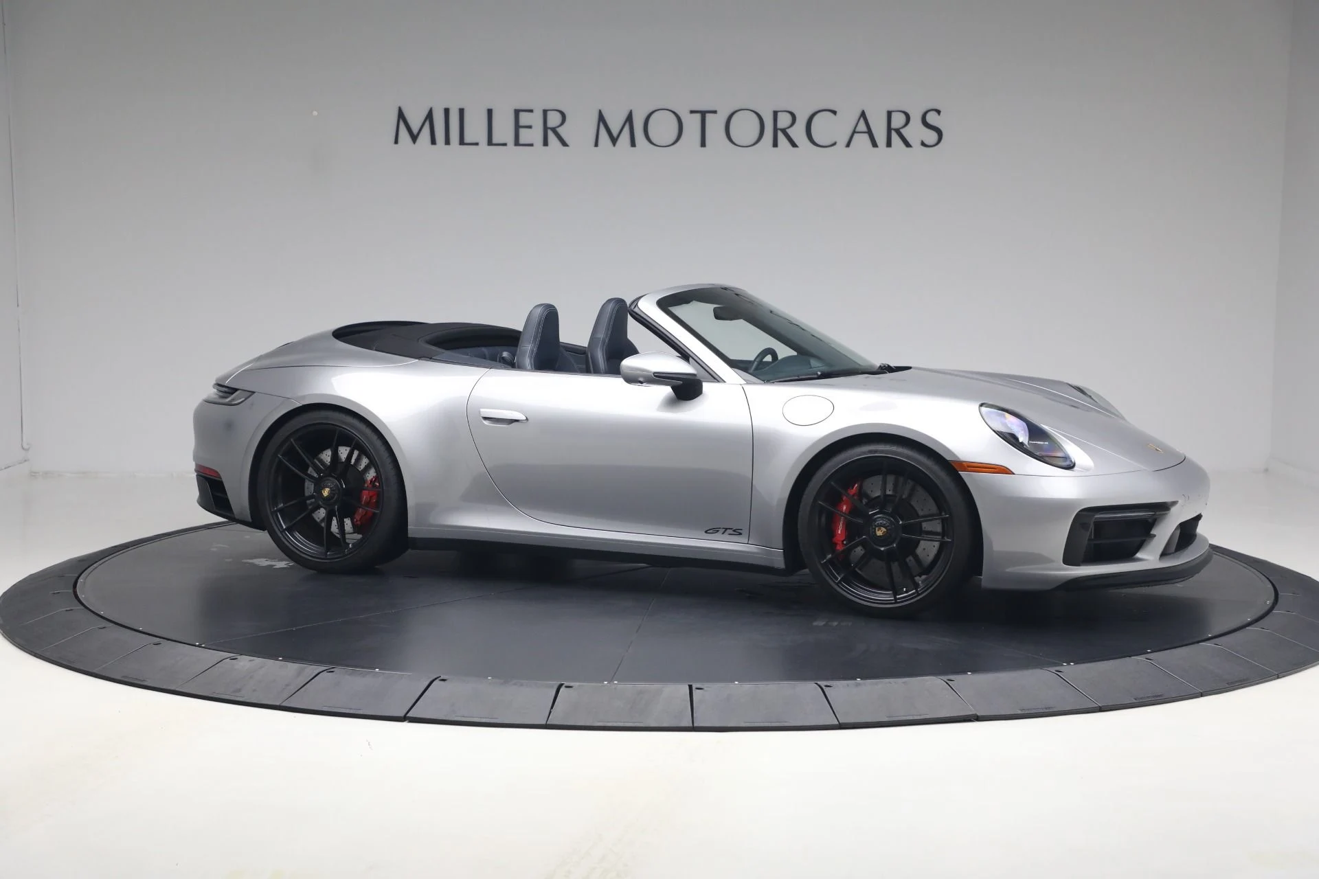 mph009_3519676948_Used_2024_Porsche_911_Carrera_GTS_1782226515_522808a6ef