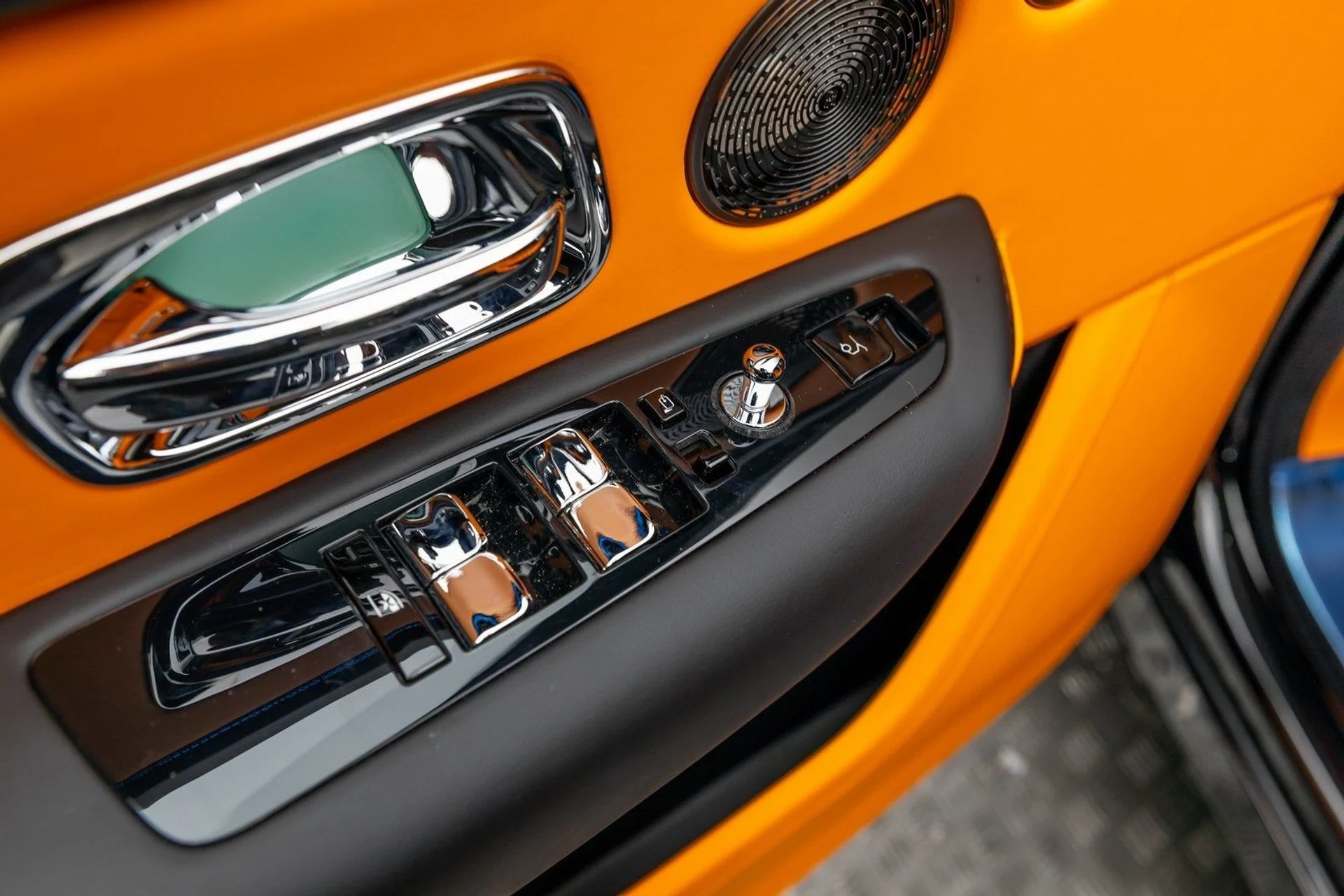 mph009_3531953431_10_295fb69479