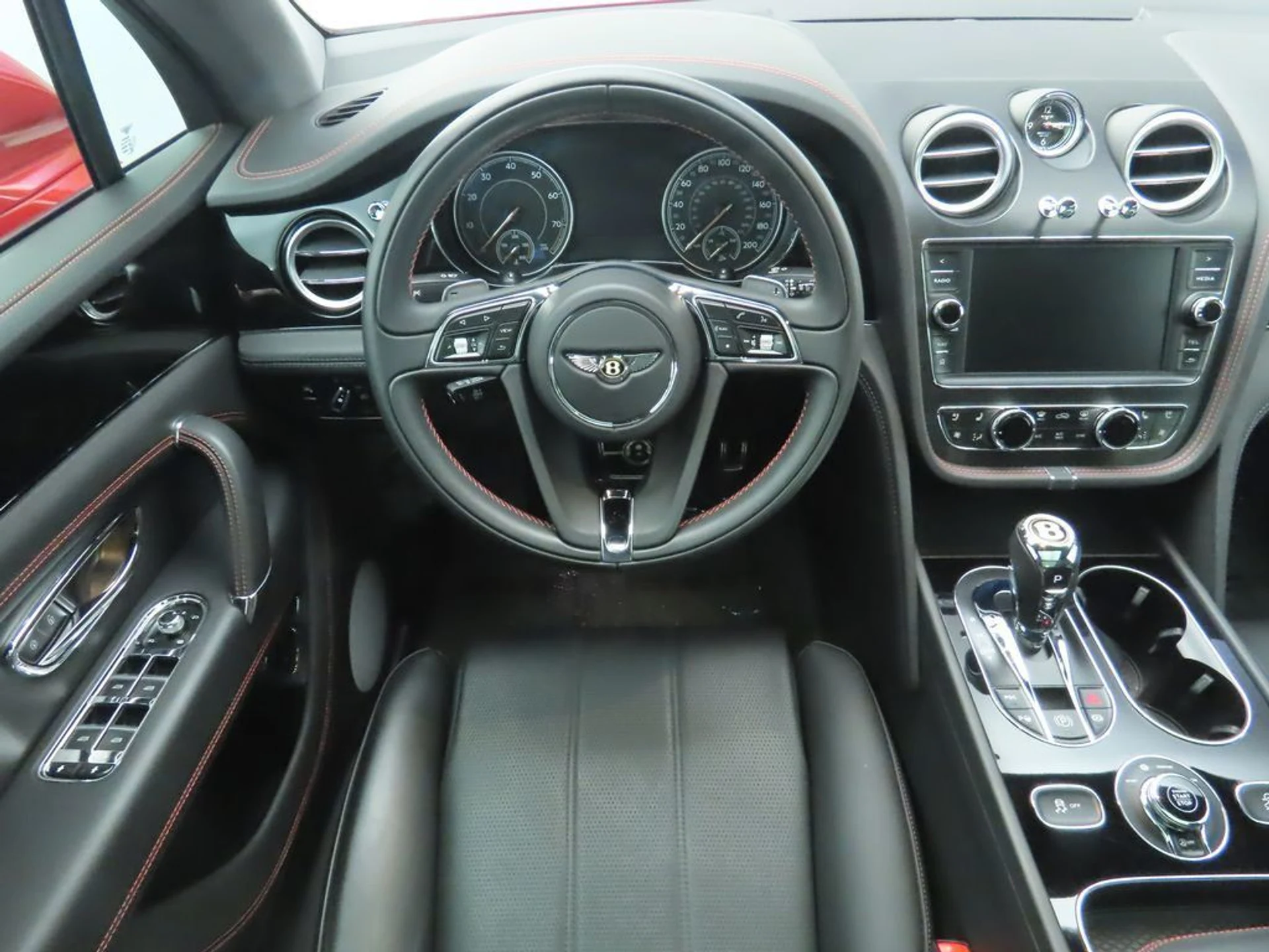 mph009_3538633697_used_2019_bentley_bentayga_v8awd_8119_22926771_10_1024_f40670c265