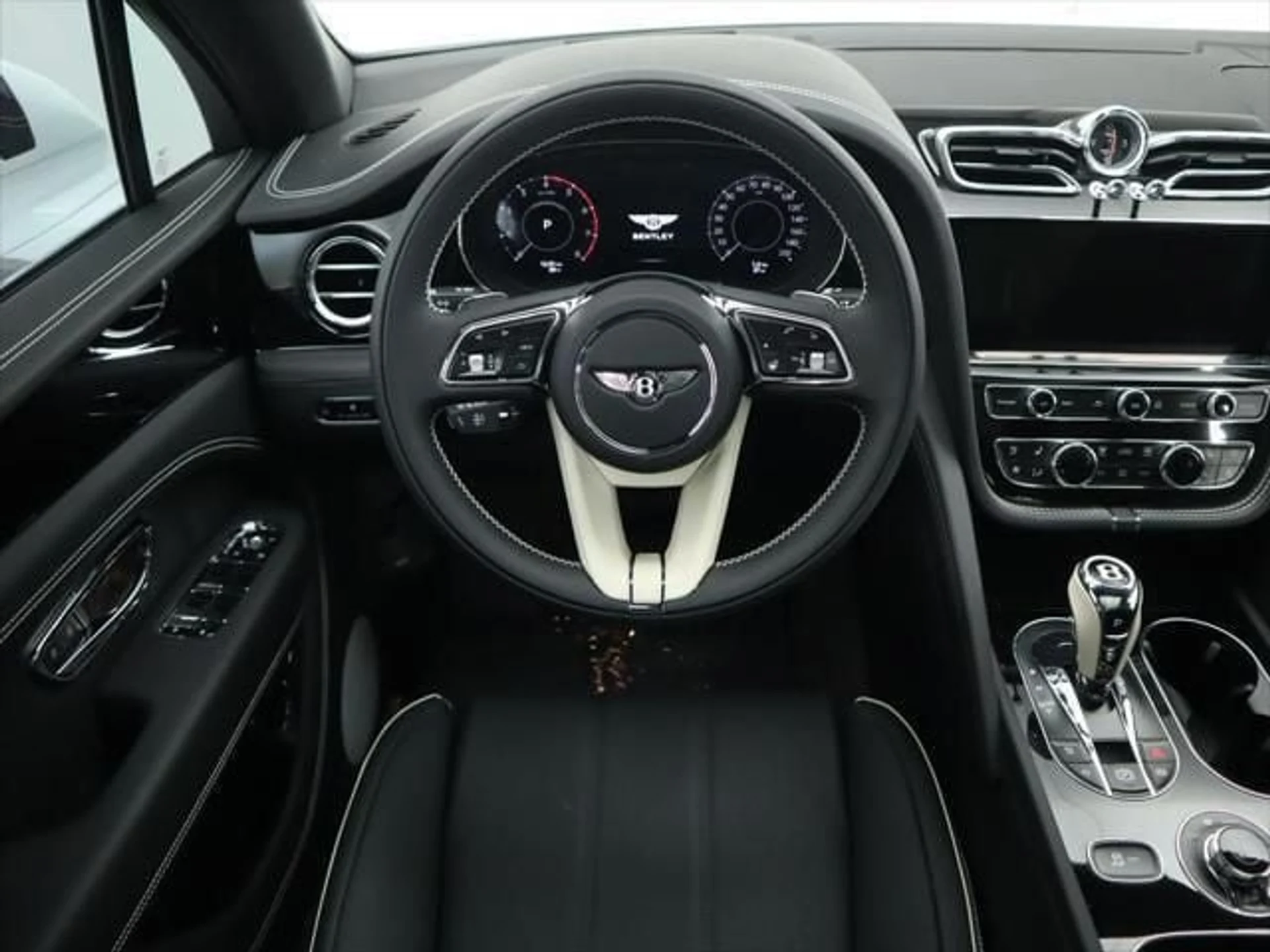 mph009_3544834175_used_2025_bentley_bentayga_ewb_v8awd_8119_23022887_10_640_6e66db6d74