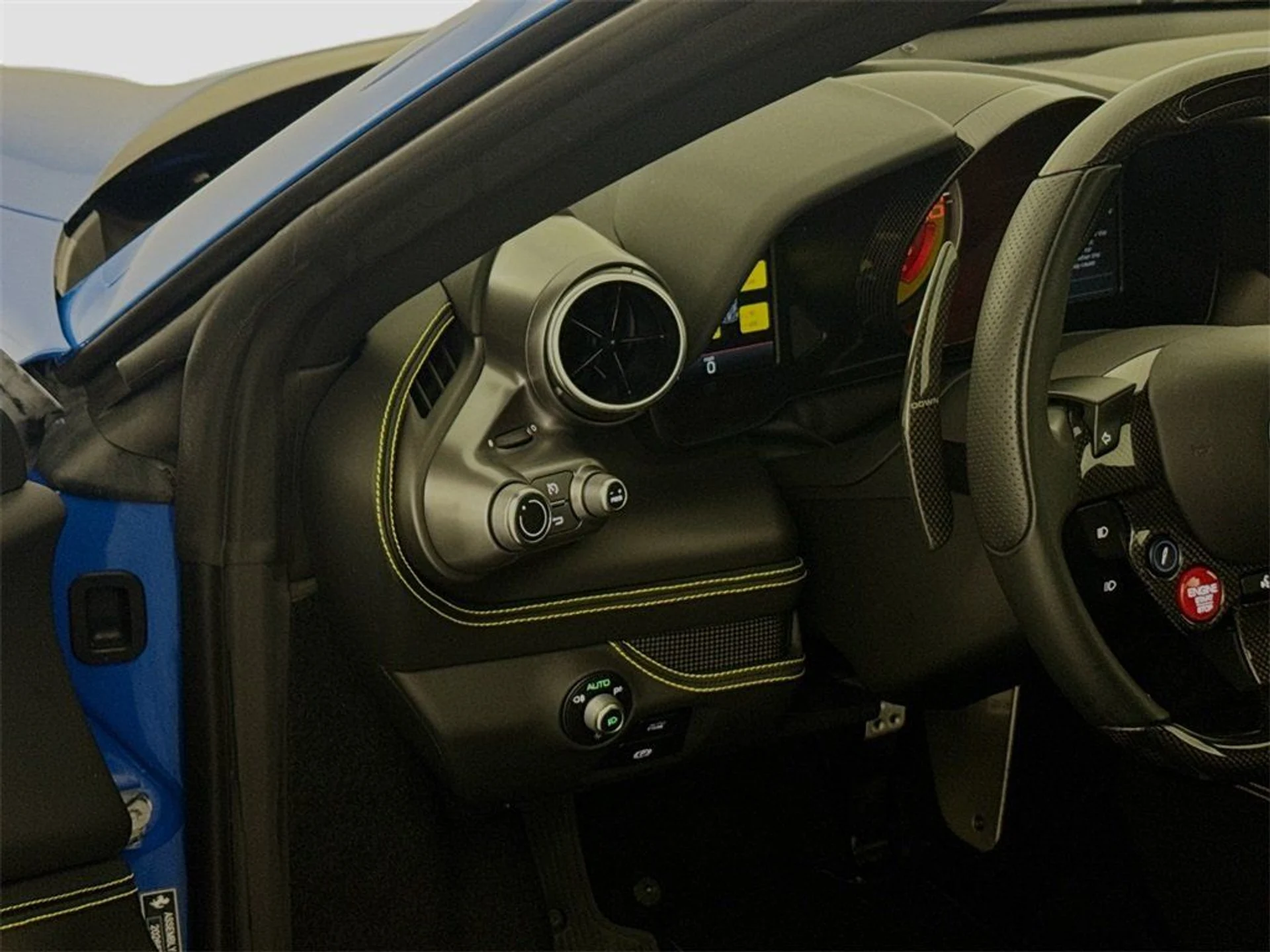 mph009_3547535222_64064a5cf114683f7317b055168b2459_895135b1e2