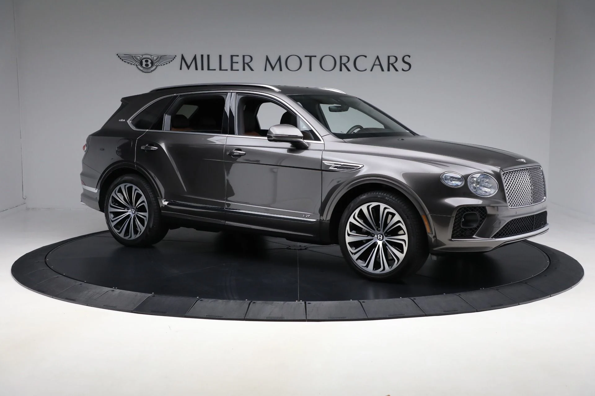 mph009_3552673084_Used_2021_Bentley_Bentayga_First_Edition_V8_1760803209_a846201137