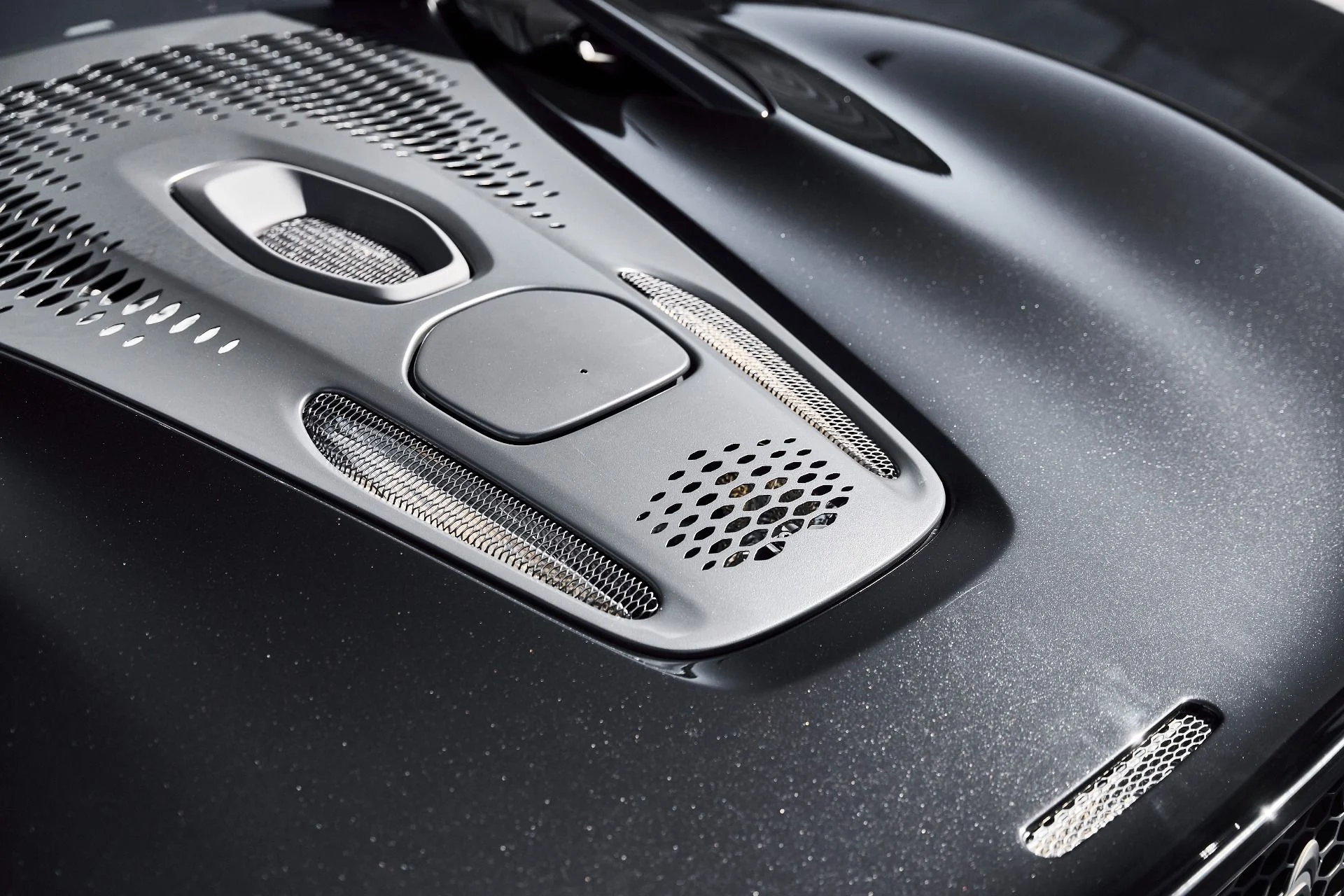 mph009_3555095649_Used_2026_Mc_Laren_Artura_Vision_1777507442_fa55fd0de9