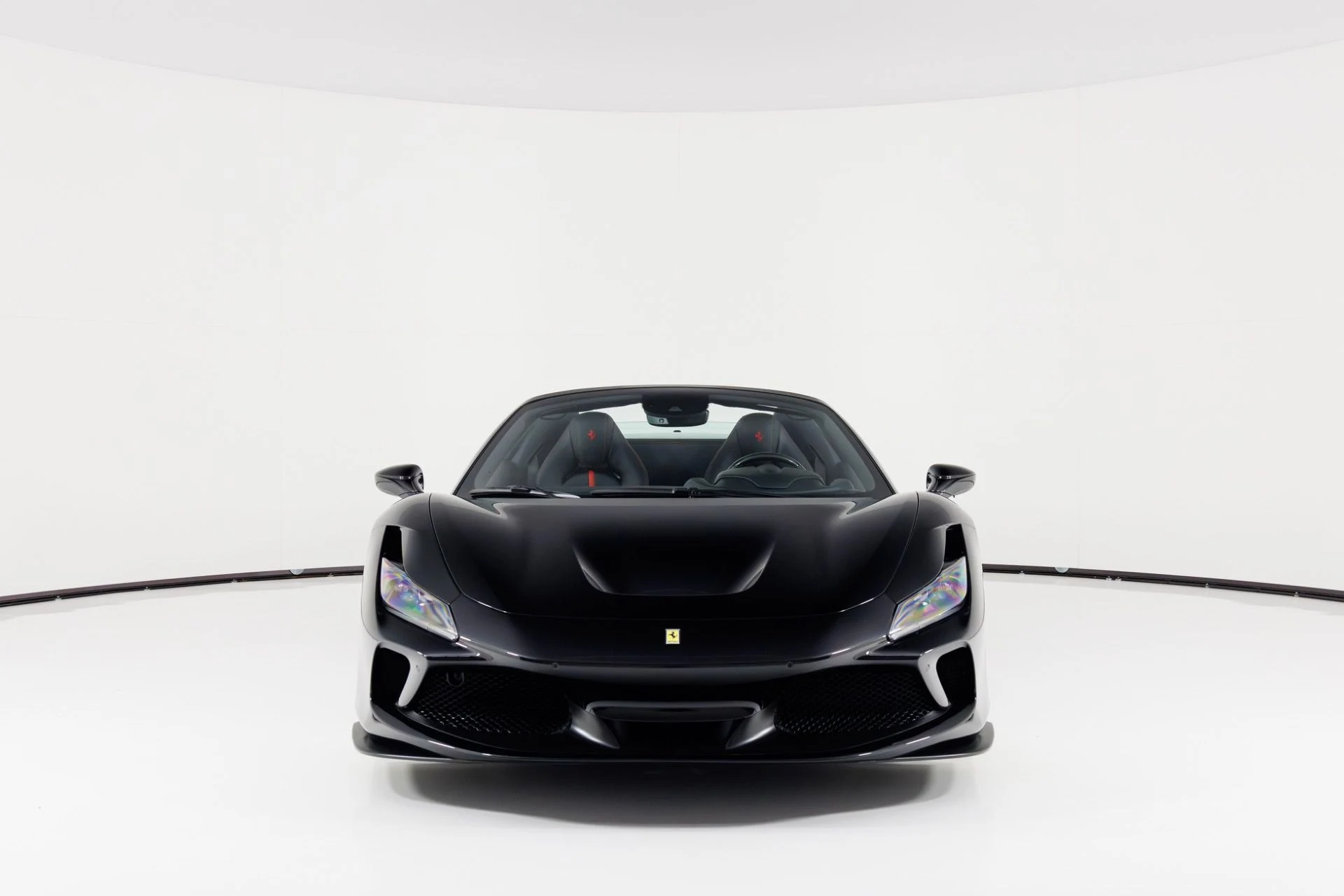 mph009_3556704834_Used_2022_Ferrari_F8_Spider_1769204197_81815fde65