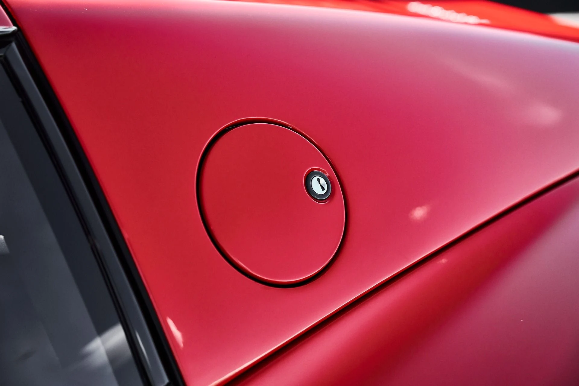 mph009_3566683598_Used_1993_Ferrari_512_TR_1776807721_a8136e7597