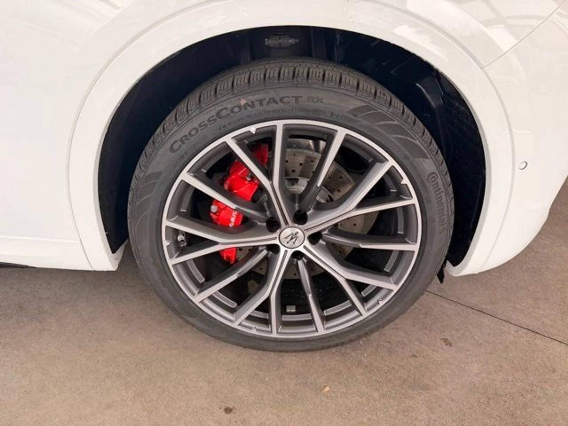 mph009_3572914541_6d102fae2d0b0e467333a972d70f974d_3d229ba8f1