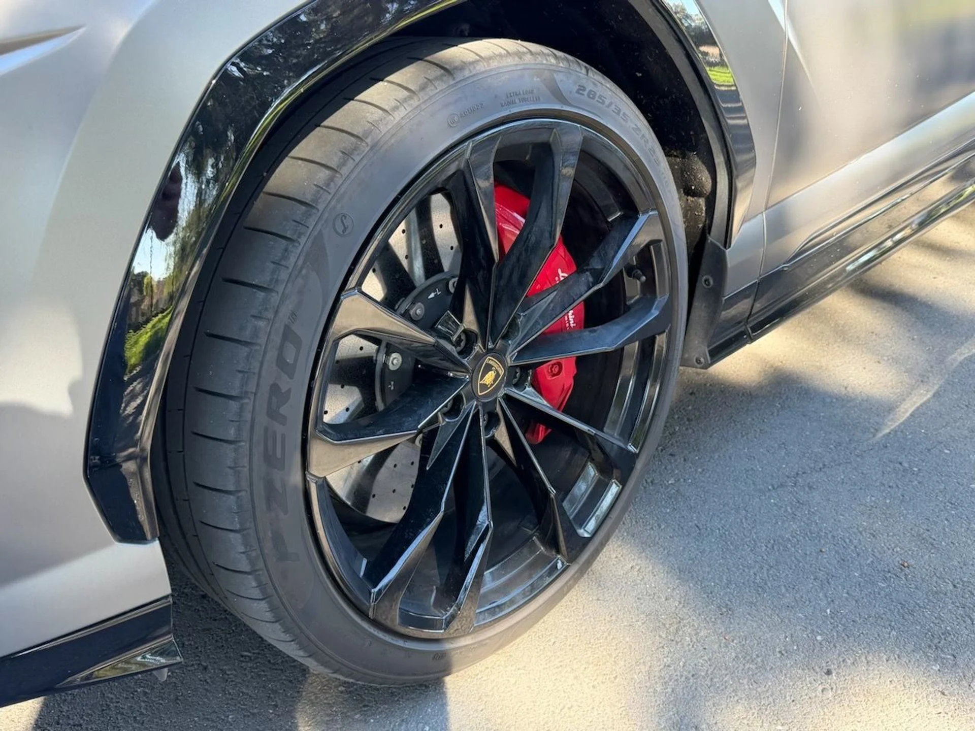 mph009_3582686865_Used_2022_Lamborghini_Urus_1773427835_1d3ddf2bd6