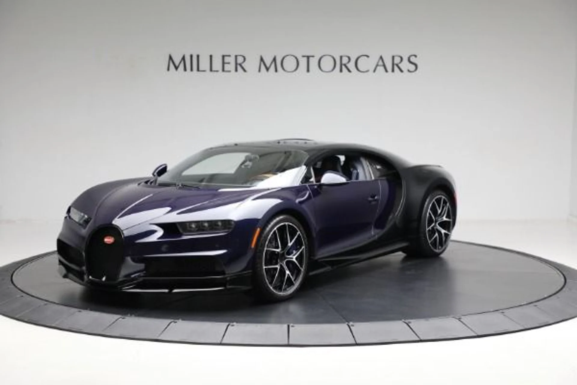 mph009_3583567126_Used_2020_Bugatti_Chiron_Sport_0122bed5b5