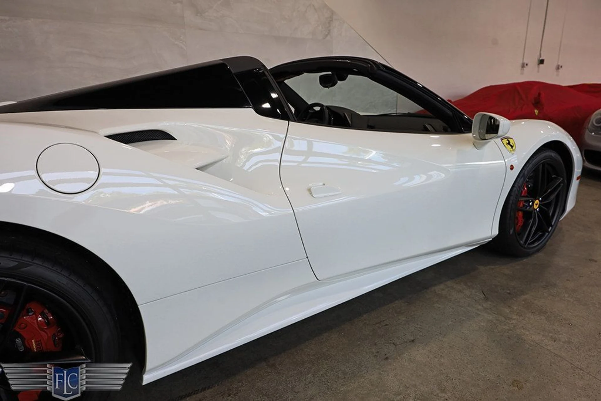 mph009_3584470786_used_2018_ferrari_488_spider_convertible_9689_23035381_10_1024_9c8f45f42d