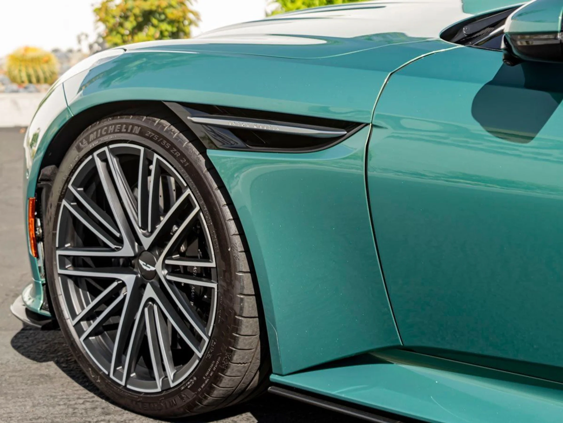 mph009_3587633903_10_0584c799dc