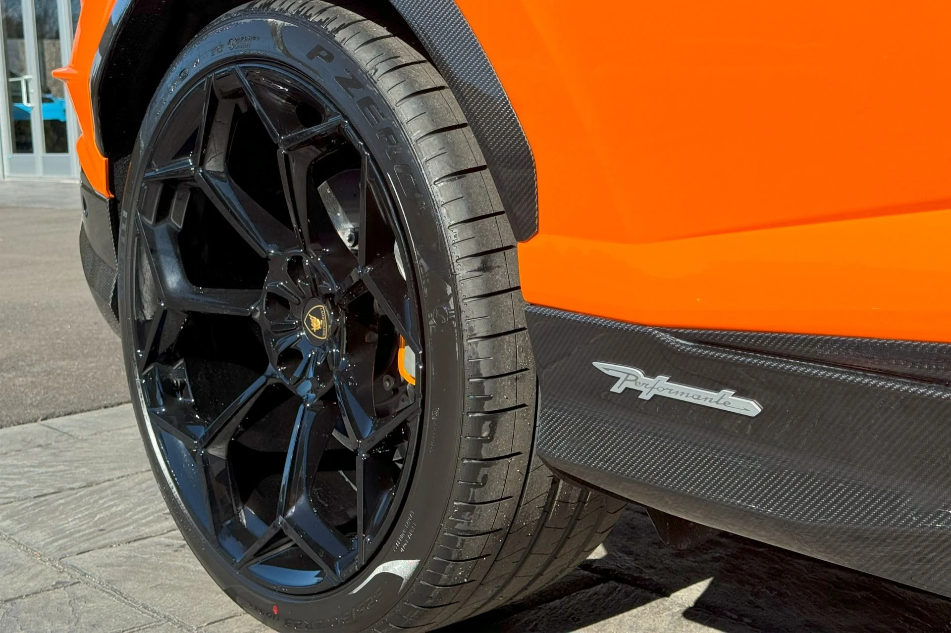 mph009_3595619530_Used_2024_Lamborghini_Urus_Performante_1741003386_eb386f7bd3