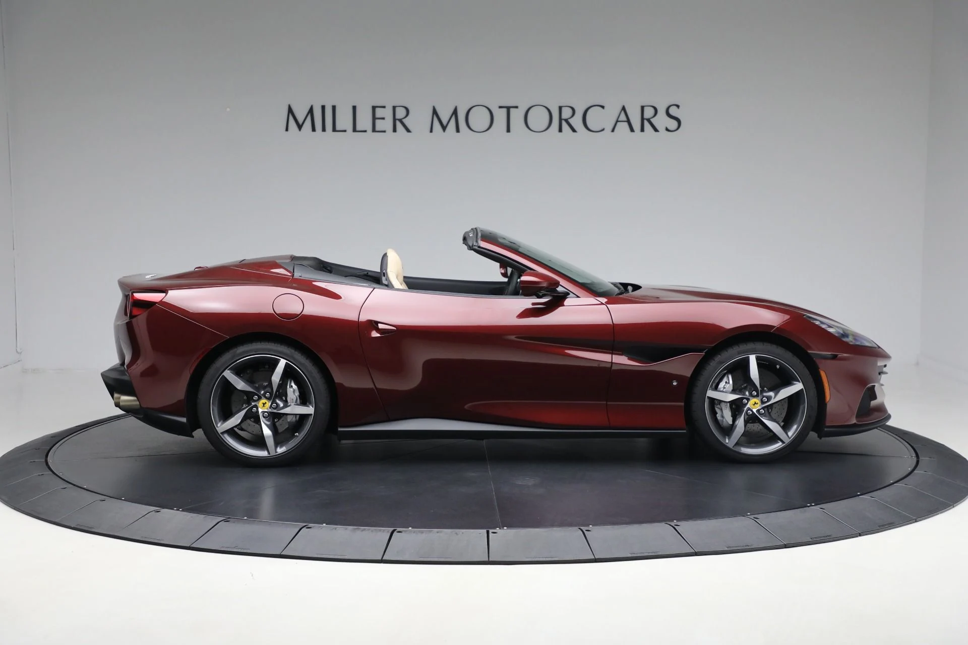 mph009_359767119_Used_2023_Ferrari_Portofino_M_723937b9ee