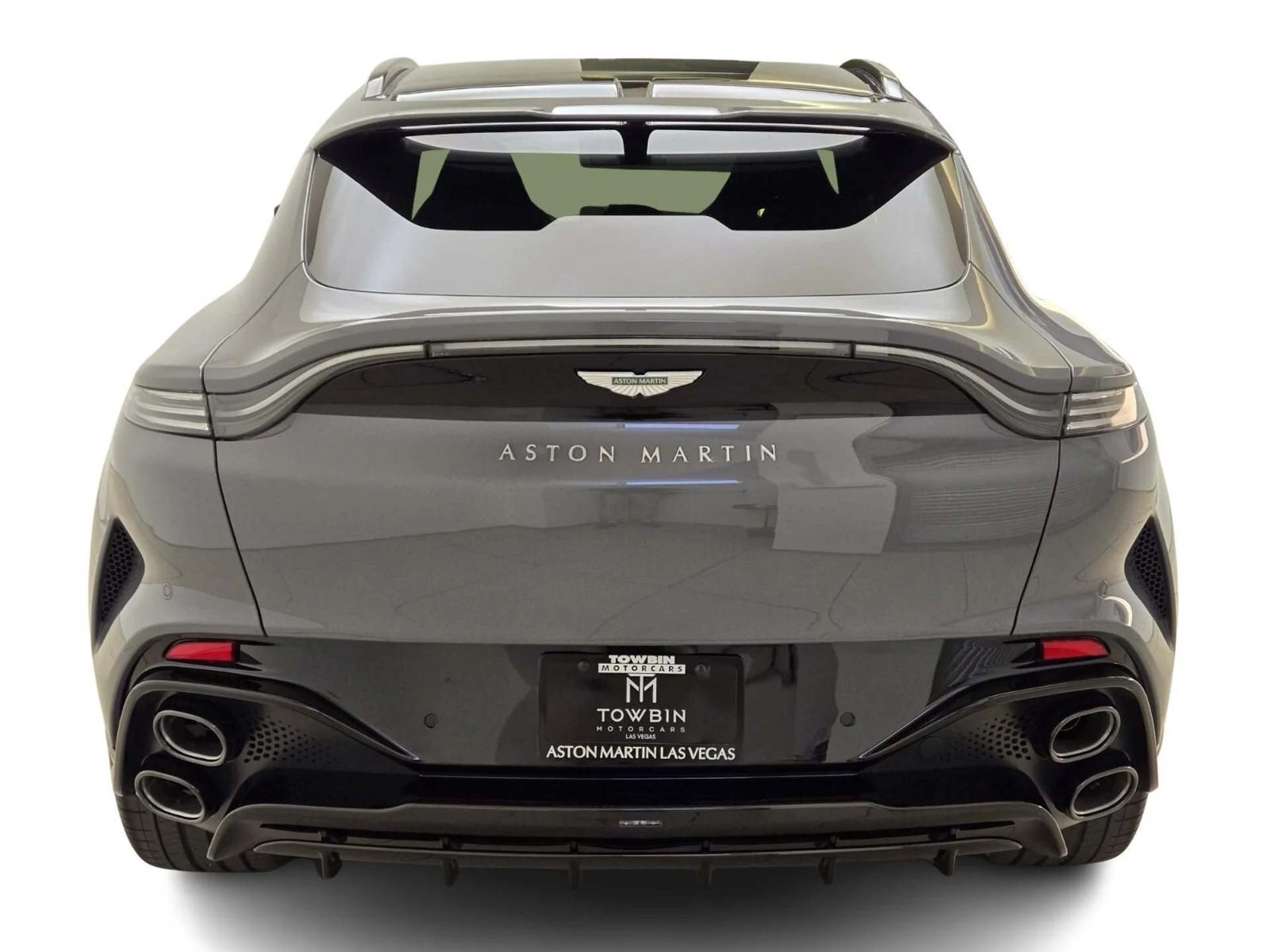 mph009_3602731399_New_2026_Aston_Martin_DBX_S_1776143661_ec0f7792af