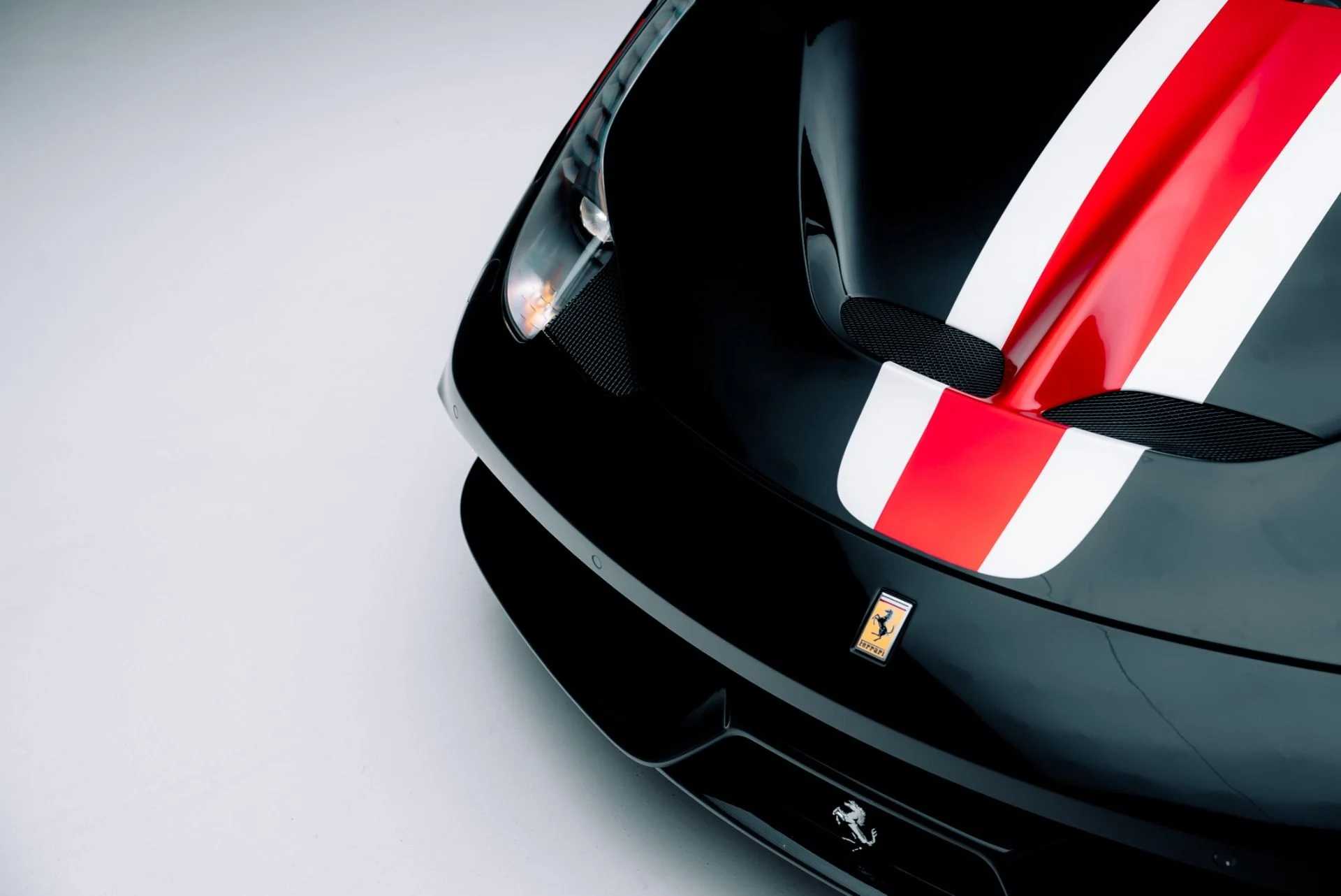 mph009_3604380724_Used_2015_Ferrari_458_Speciale_1763680204_74374dc6f1