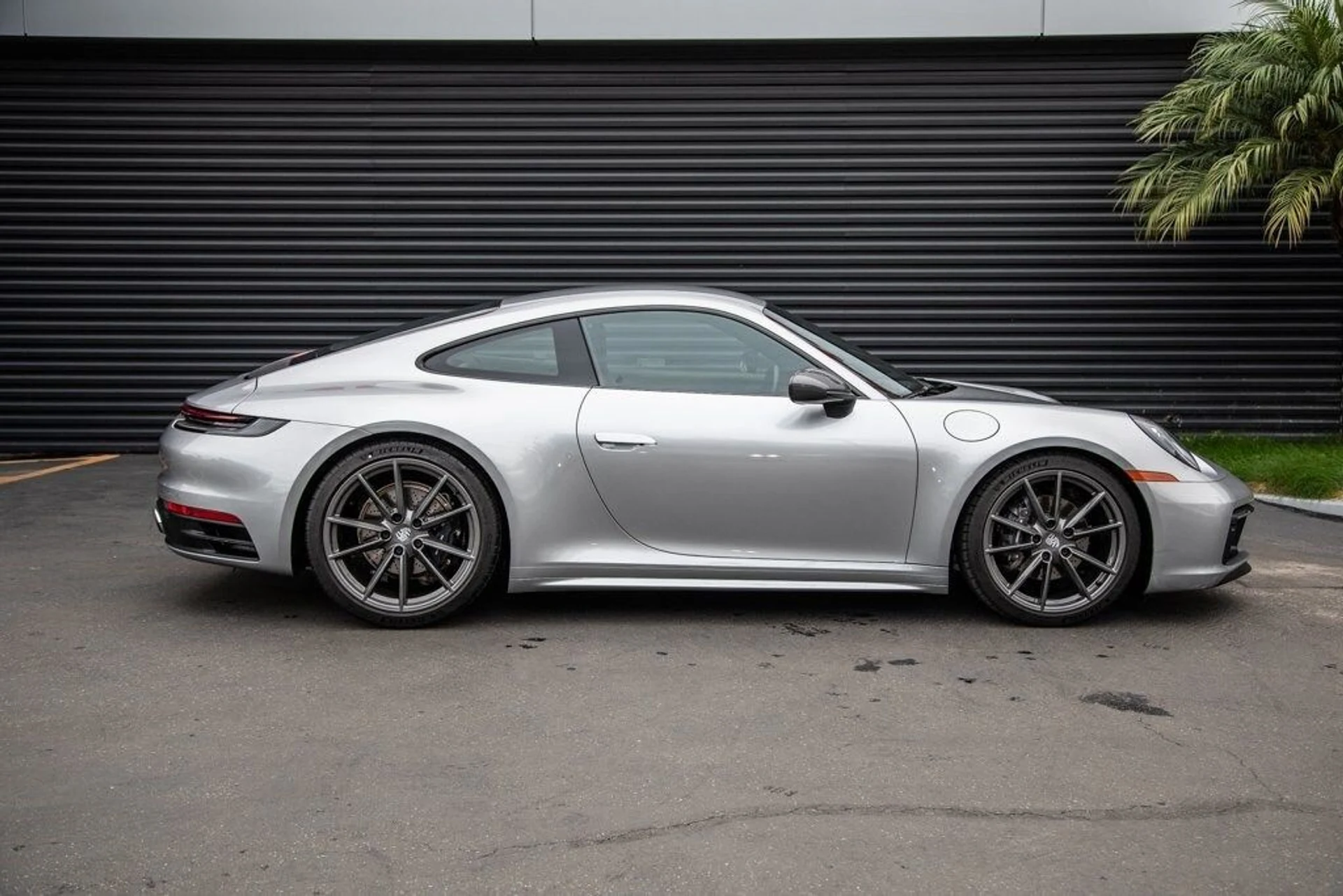 mph009_3613524647_2b0cc73dbc872d9f8b82222decc72a5ax_64f8ccf05e