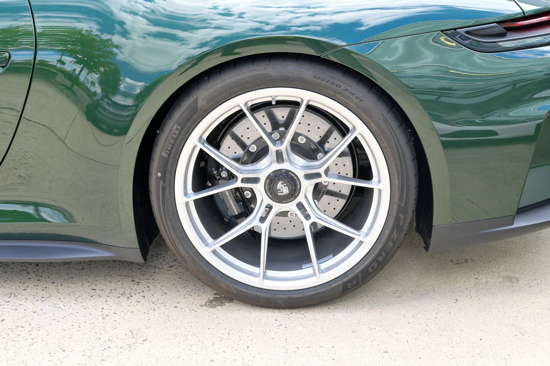 mph009_3613605531_2b9fab4e95094a50a139762f6ca48650_3c1bfbe3f1