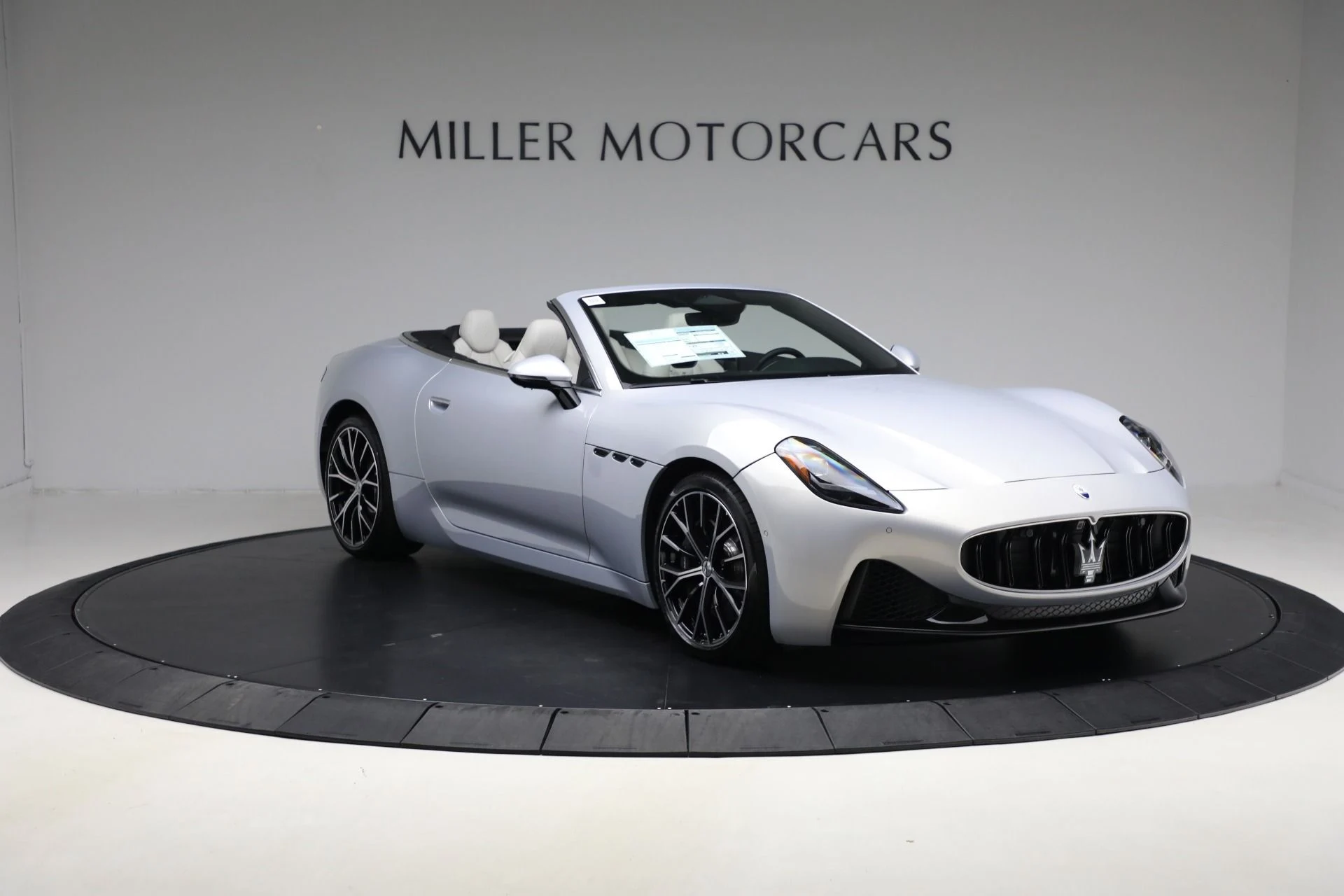 mph009_3616842437_New_2026_Maserati_Gran_Cabrio_Modena_1762013200_64c5b5f2e1