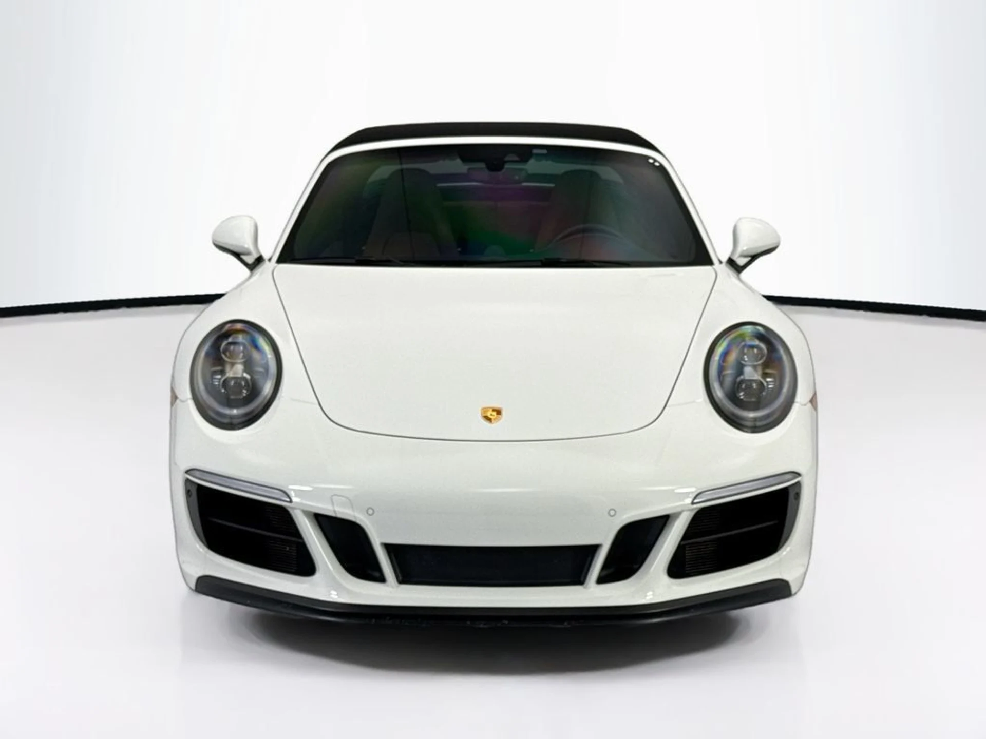 mph009_3643022366_used_2019_porsche_911_targa4s_8119_23031857_10_1024_be12fb5be2