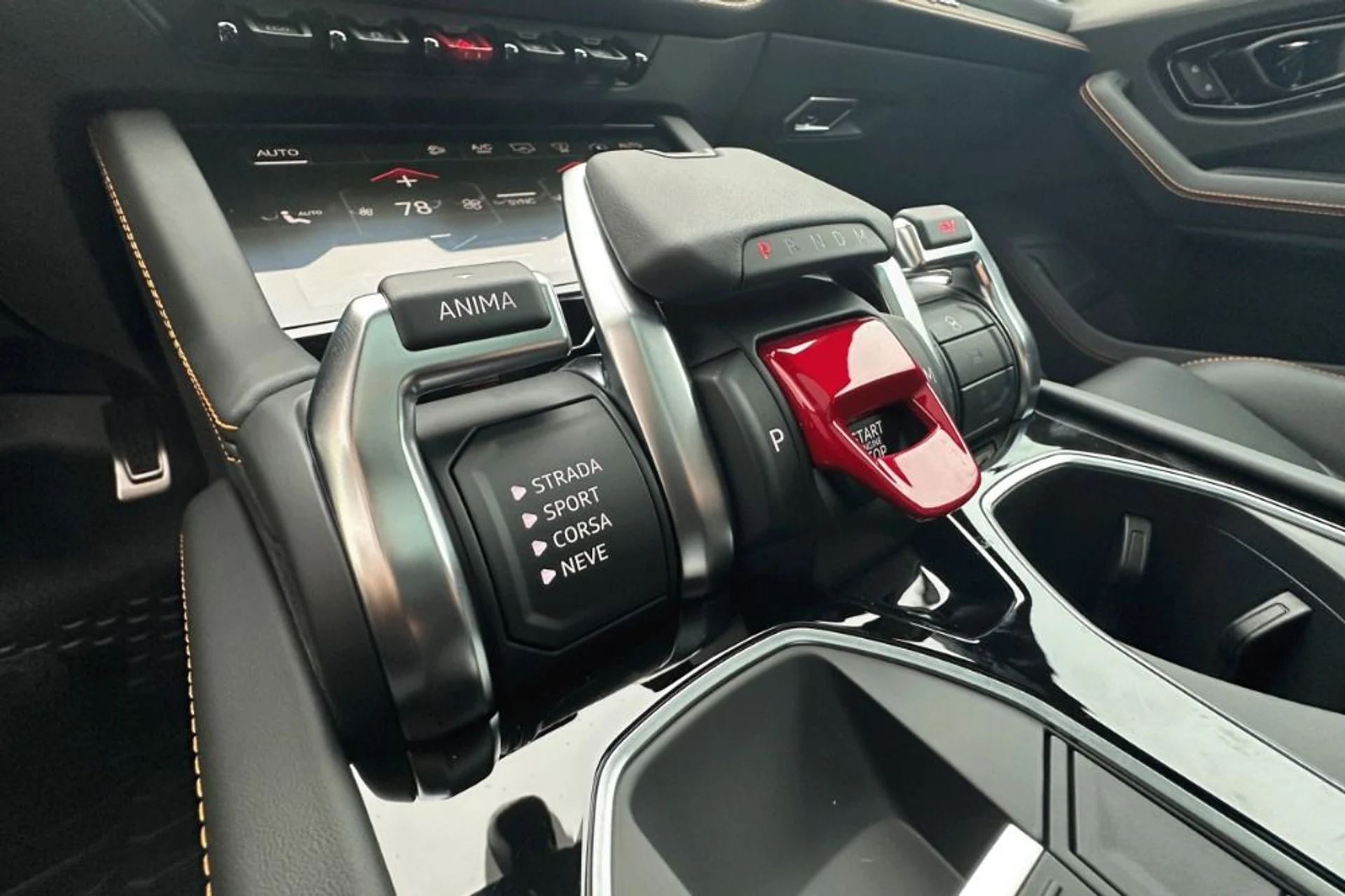 mph009_3655829736_New_2025_Lamborghini_Urus_SE_1765782567_b6f5e9d829