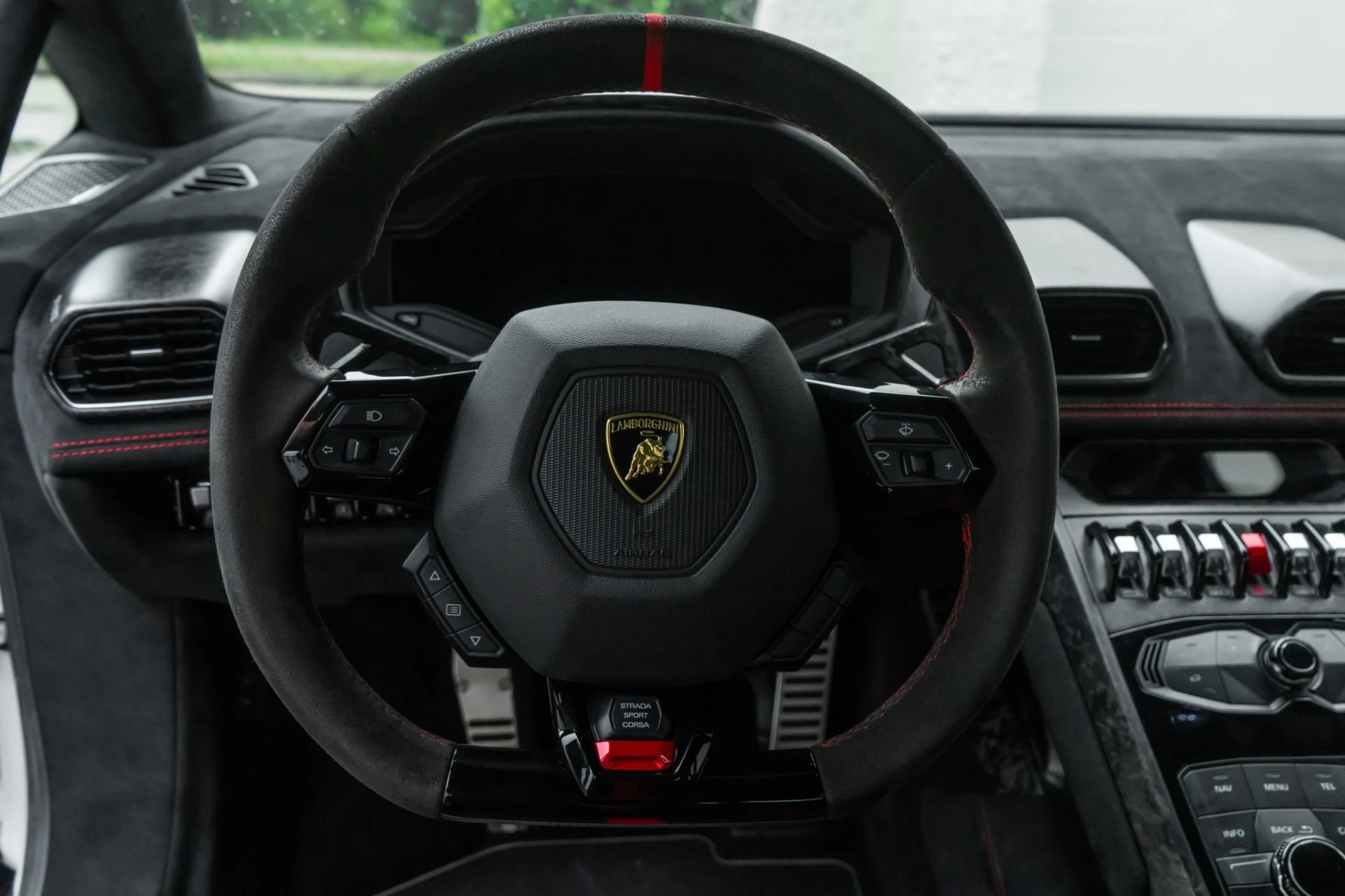 mph009_3665557230_Used_2018_Lamborghini_Huracan_LP_640_4_Performante_1784069089_7d07edfa4a