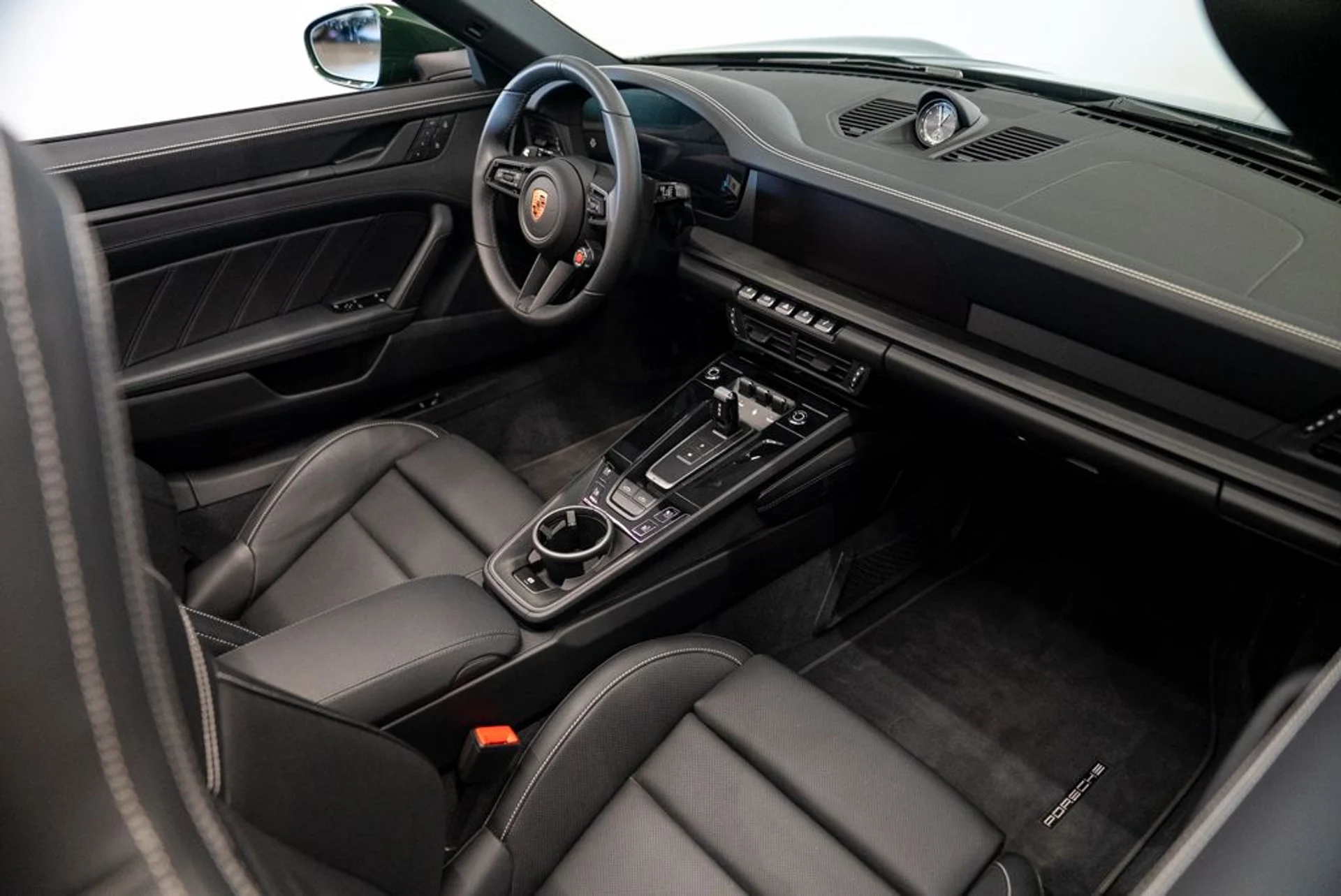 mph009_3711414295_porsche_911_2026_jpg_v_1783105410_86f9be662c