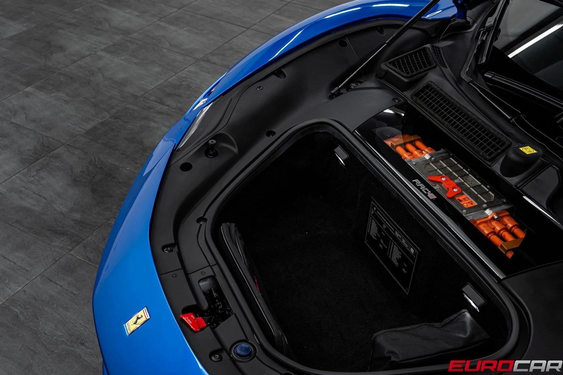 mph009_371968881_image_10_508b47bedf