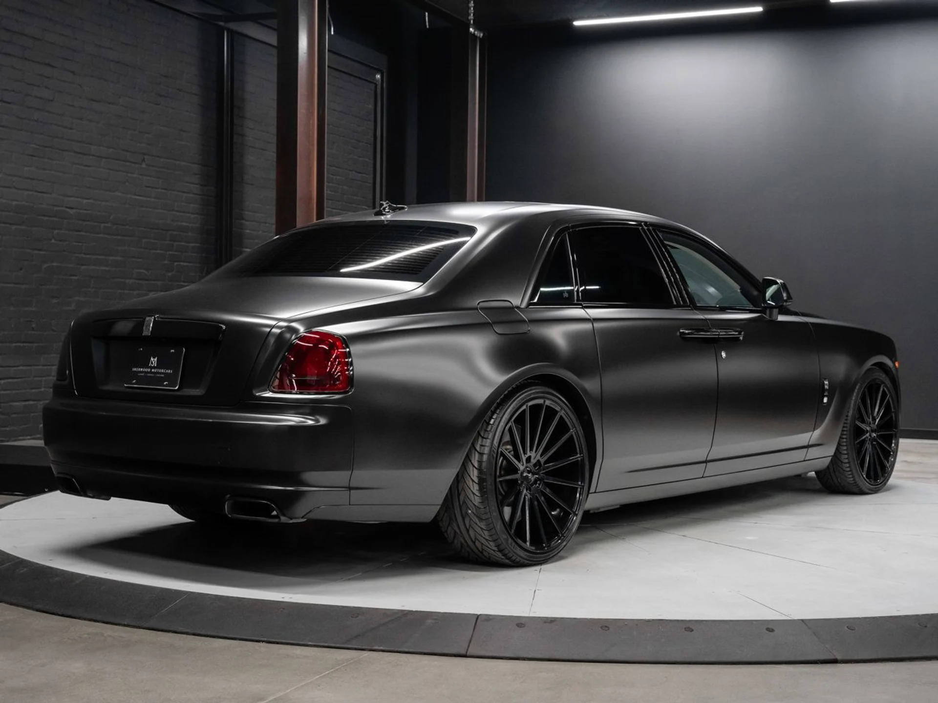 mph009_372392106_rolls_royce_ghost_2012_895c58f75d