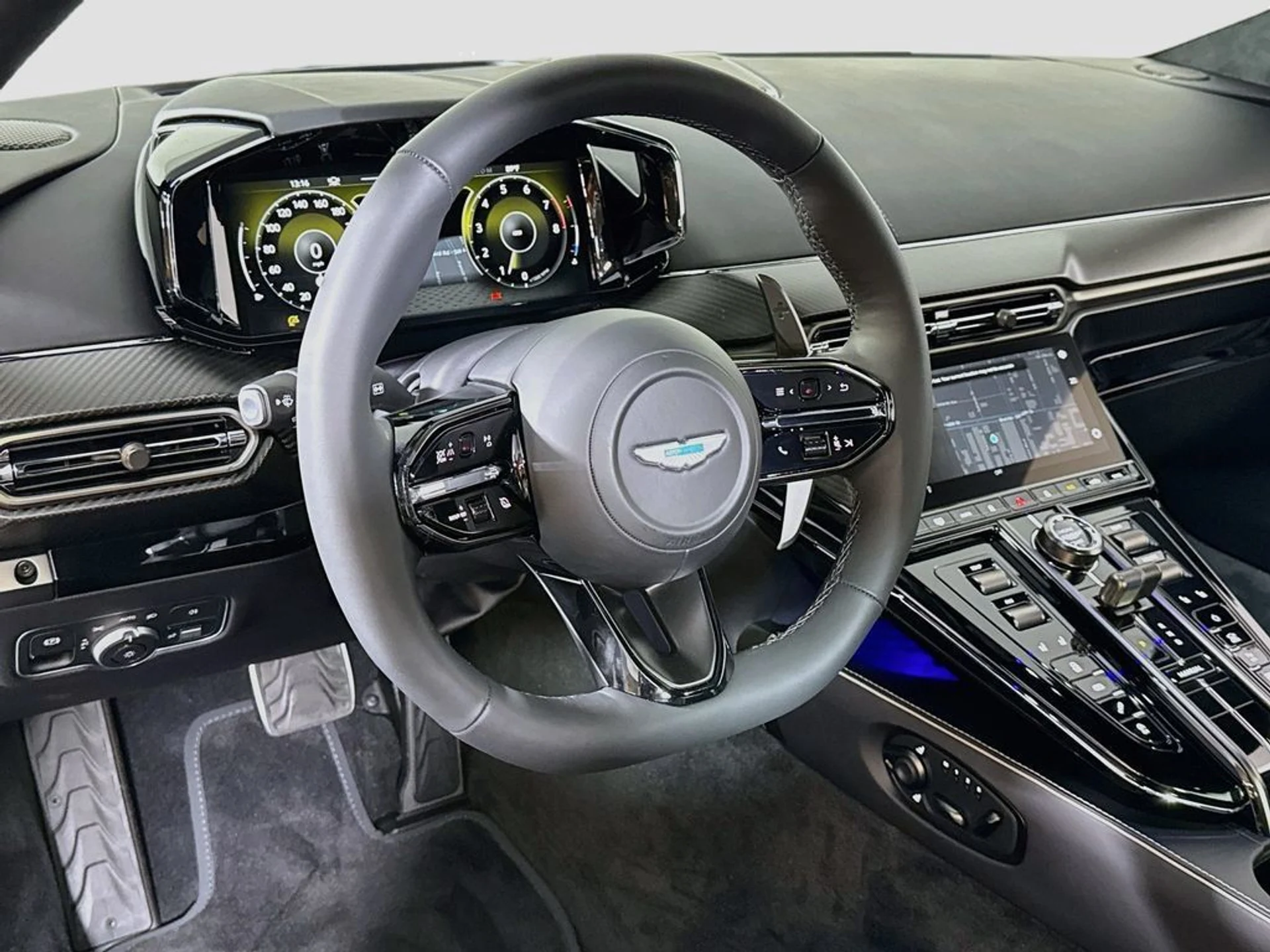mph009_3738569856_new_2026_aston_martin_vantage_scoupe_11350_23067157_10_1024_f50b1330f3