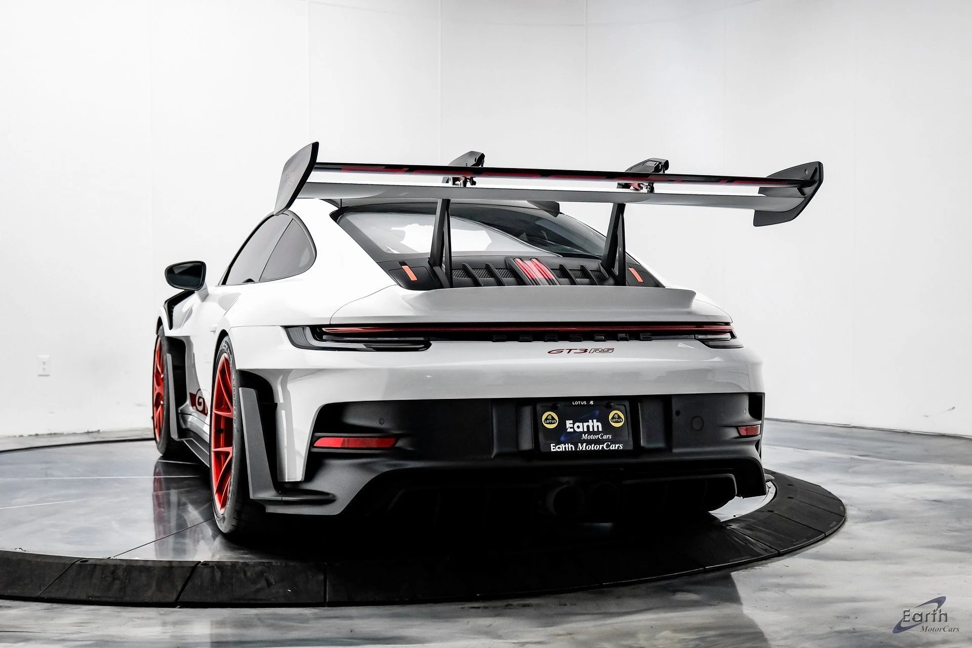 mph009_3741769263_f0051cbf747f90d1b7581d794bff5175x_987ad565af