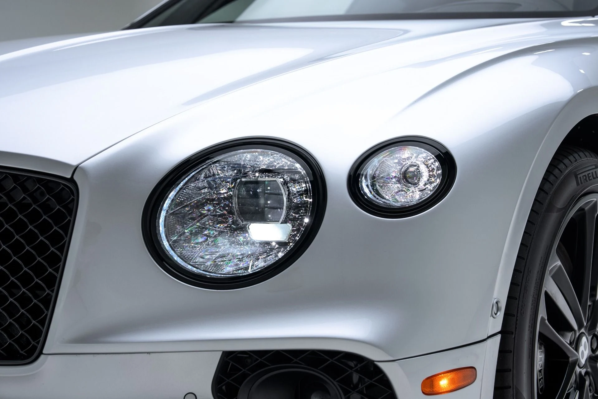 mph009_3750613187_Used_2023_Bentley_Continental_GT_V8_1775153286_5457c46acc