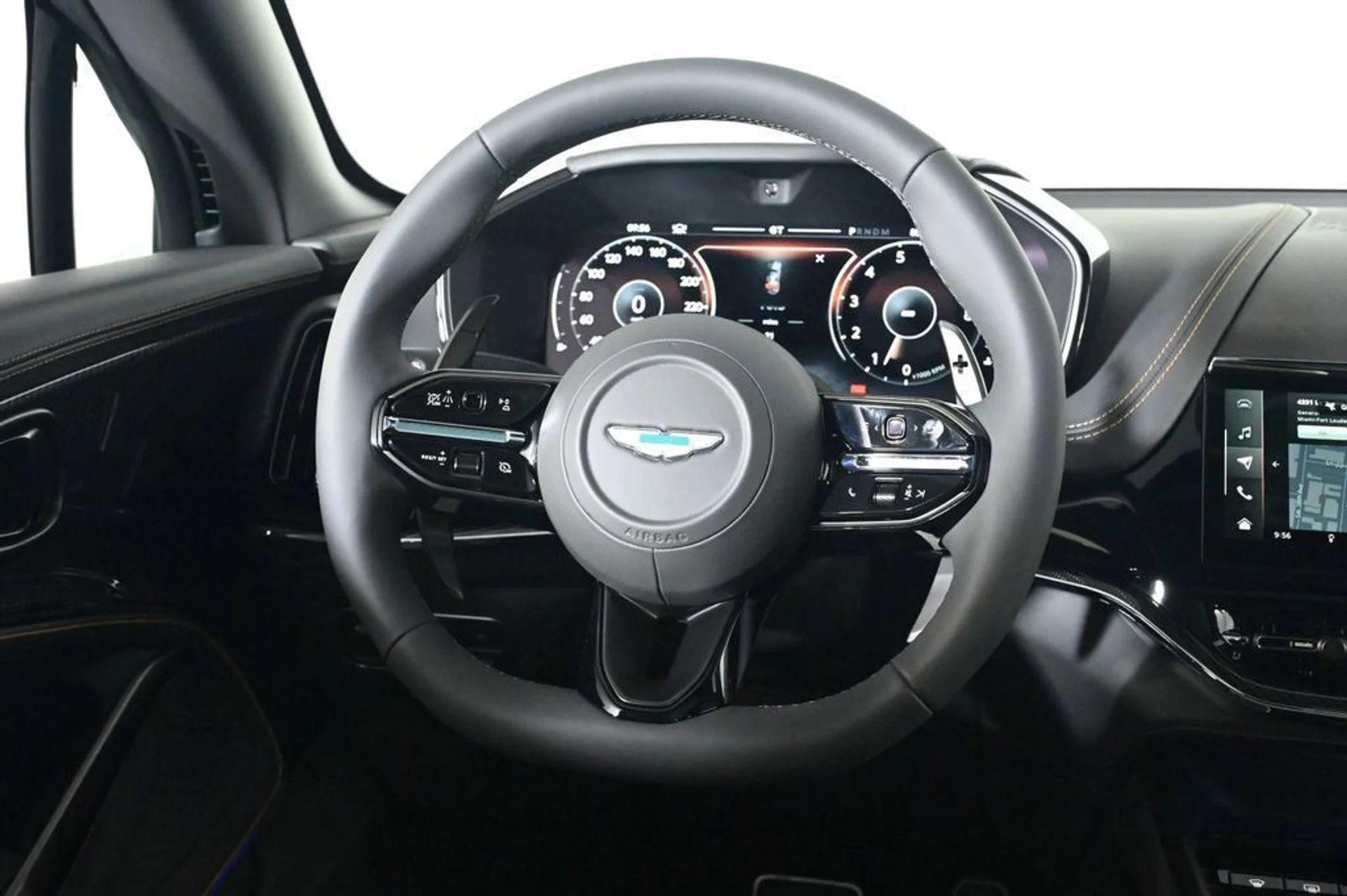 mph009_375149039_new_2026_aston_martin_dbx_sawd_11350_23029728_10_1024_35e4257e77