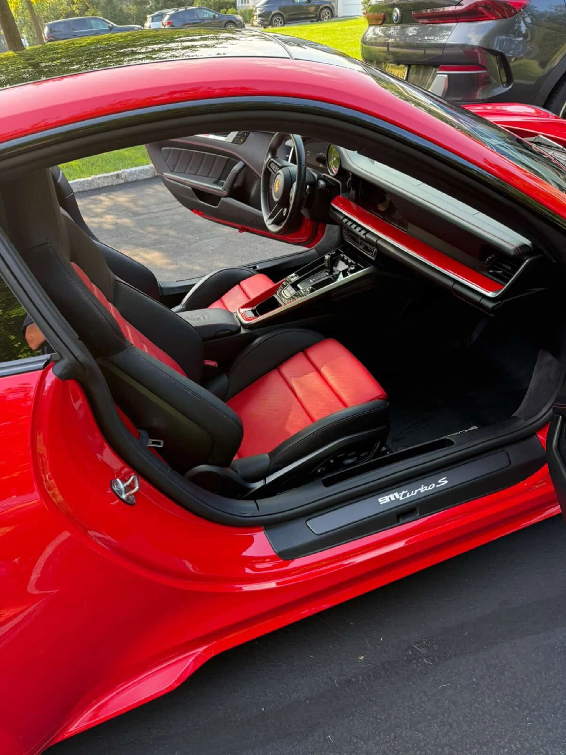 mph009_3751807025_Used_2021_Porsche_911_Turbo_S_1761947587_ca8f280017