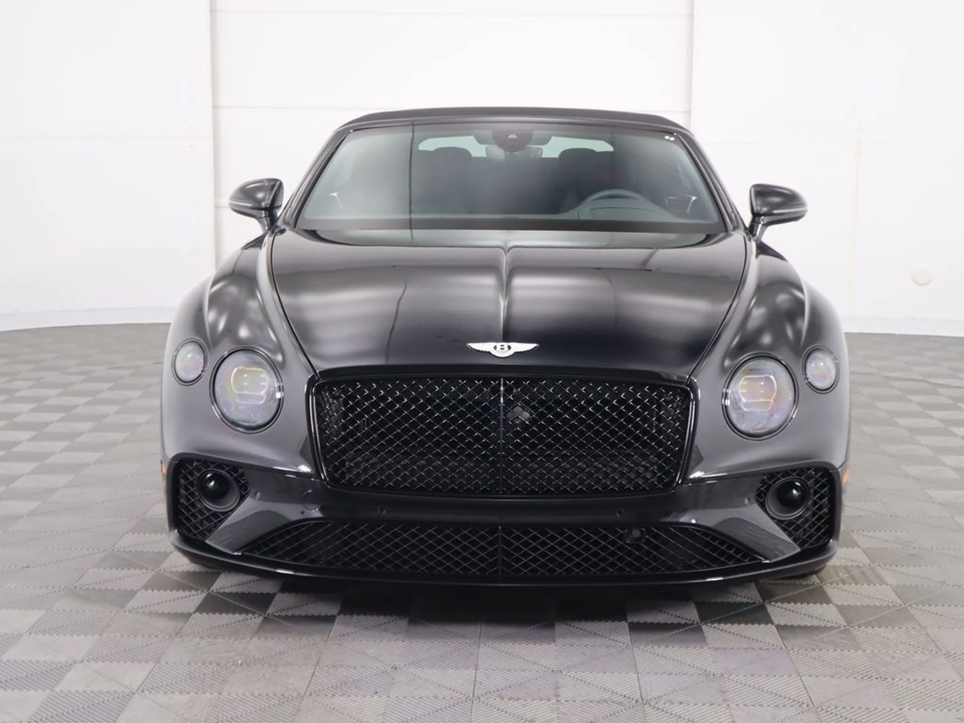 mph009_3753945871_new_2024_bentley_continental_gtaconvertible_8119_22590349_10_1024_b8f143105a